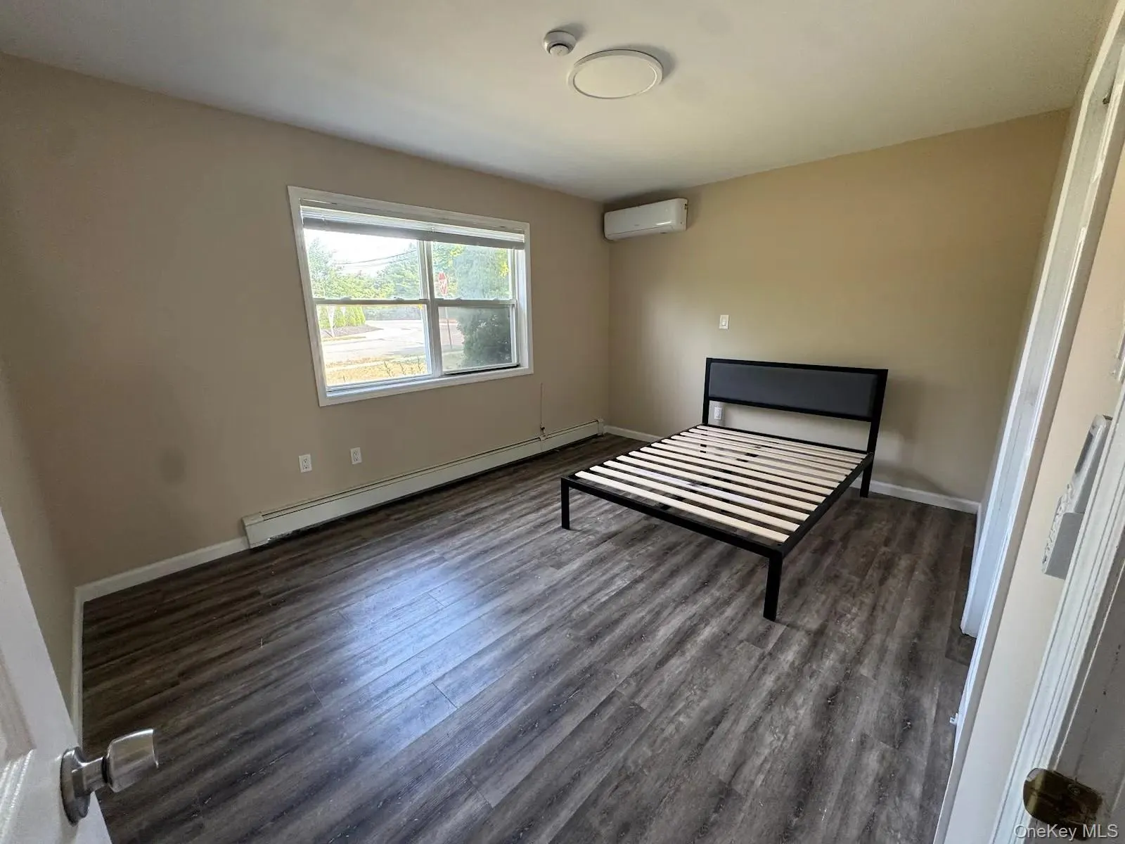 1 Eisenhower Road, Brookhaven, NY, 6 Bedrooms Bedrooms, 12 Rooms Rooms,3 BathroomsBathrooms,Residential,For Rent,Eisenhower,0,1010666 1 Eisenhower Road, Brookhaven, NY, 6 Bedrooms Bedrooms, 12 Rooms Rooms,3 BathroomsBathrooms,Residential,For Rent,Eisenhower,0,1010666