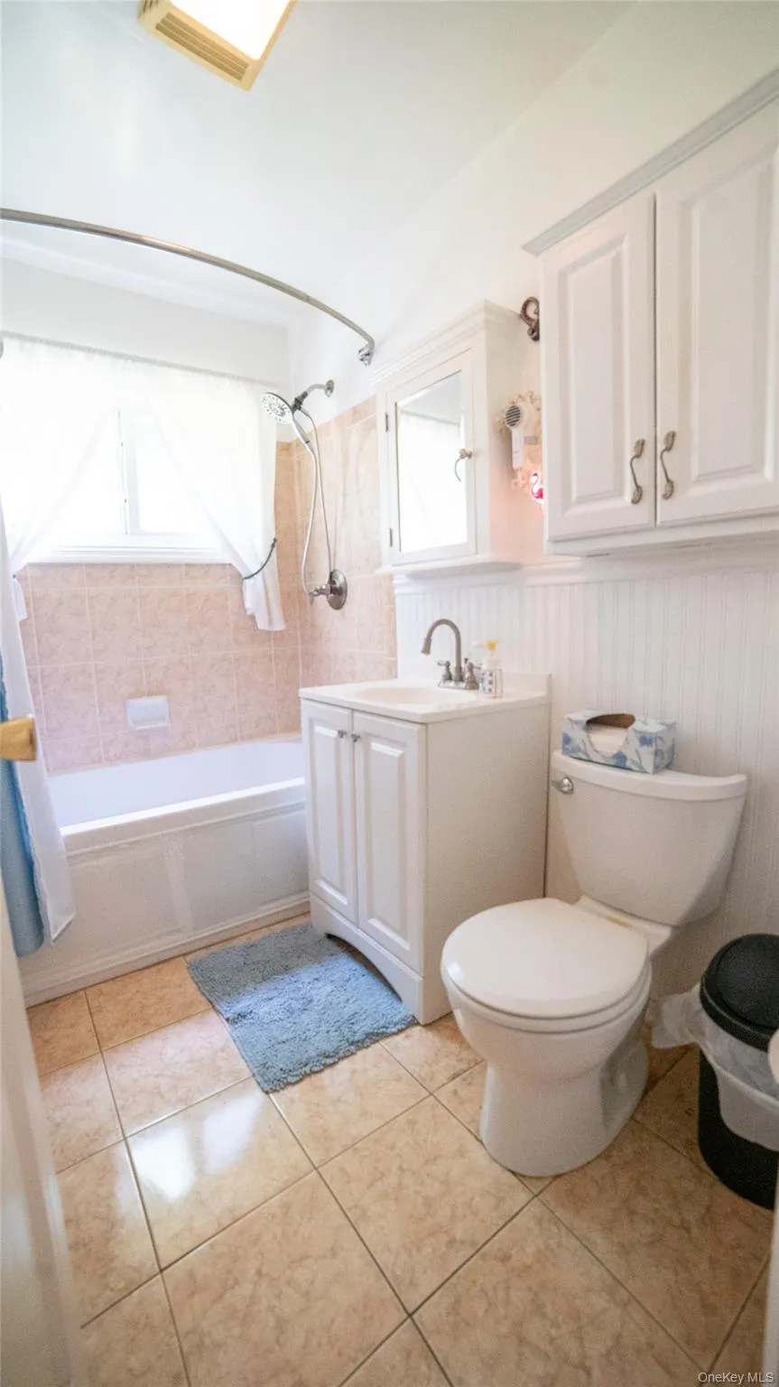 208 Woodhampton Drive, White Plains, NY, 4 Bedrooms Bedrooms, 8 Rooms Rooms,2 BathroomsBathrooms,Residential,For Rent,Woodhampton,0,1010667 208 Woodhampton Drive, White Plains, NY, 4 Bedrooms Bedrooms, 8 Rooms Rooms,2 BathroomsBathrooms,Residential,For Rent,Woodhampton,0,1010667