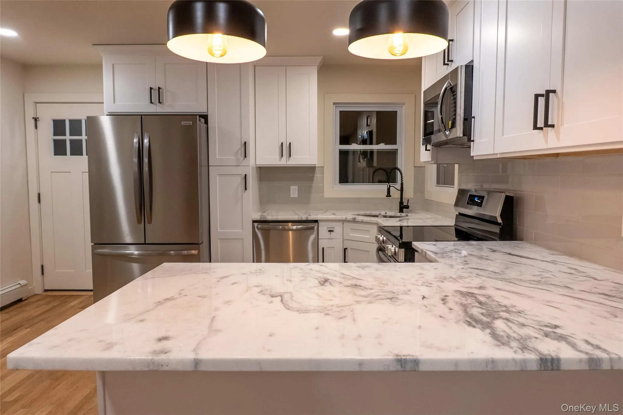 64 Lincoln Avenue, Brookhaven, NY, 4 Bedrooms Bedrooms, 10 Rooms Rooms,4 BathroomsBathrooms,Residential,For Rent,Lincoln,0,1010668 64 Lincoln Avenue, Brookhaven, NY, 4 Bedrooms Bedrooms, 10 Rooms Rooms,4 BathroomsBathrooms,Residential,For Rent,Lincoln,0,1010668