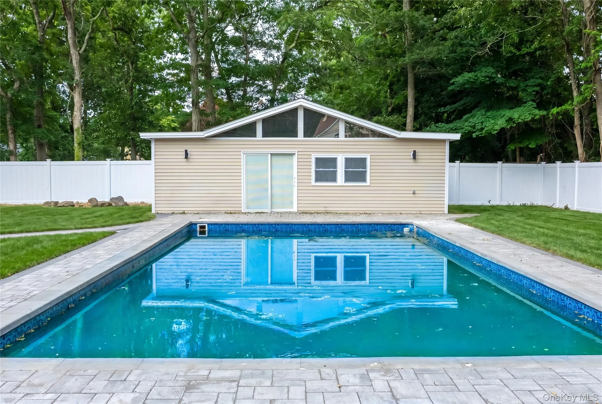 64 Lincoln Avenue, Brookhaven, NY, 4 Bedrooms Bedrooms, 10 Rooms Rooms,4 BathroomsBathrooms,Residential,For Rent,Lincoln,0,1010668 64 Lincoln Avenue, Brookhaven, NY, 4 Bedrooms Bedrooms, 10 Rooms Rooms,4 BathroomsBathrooms,Residential,For Rent,Lincoln,0,1010668