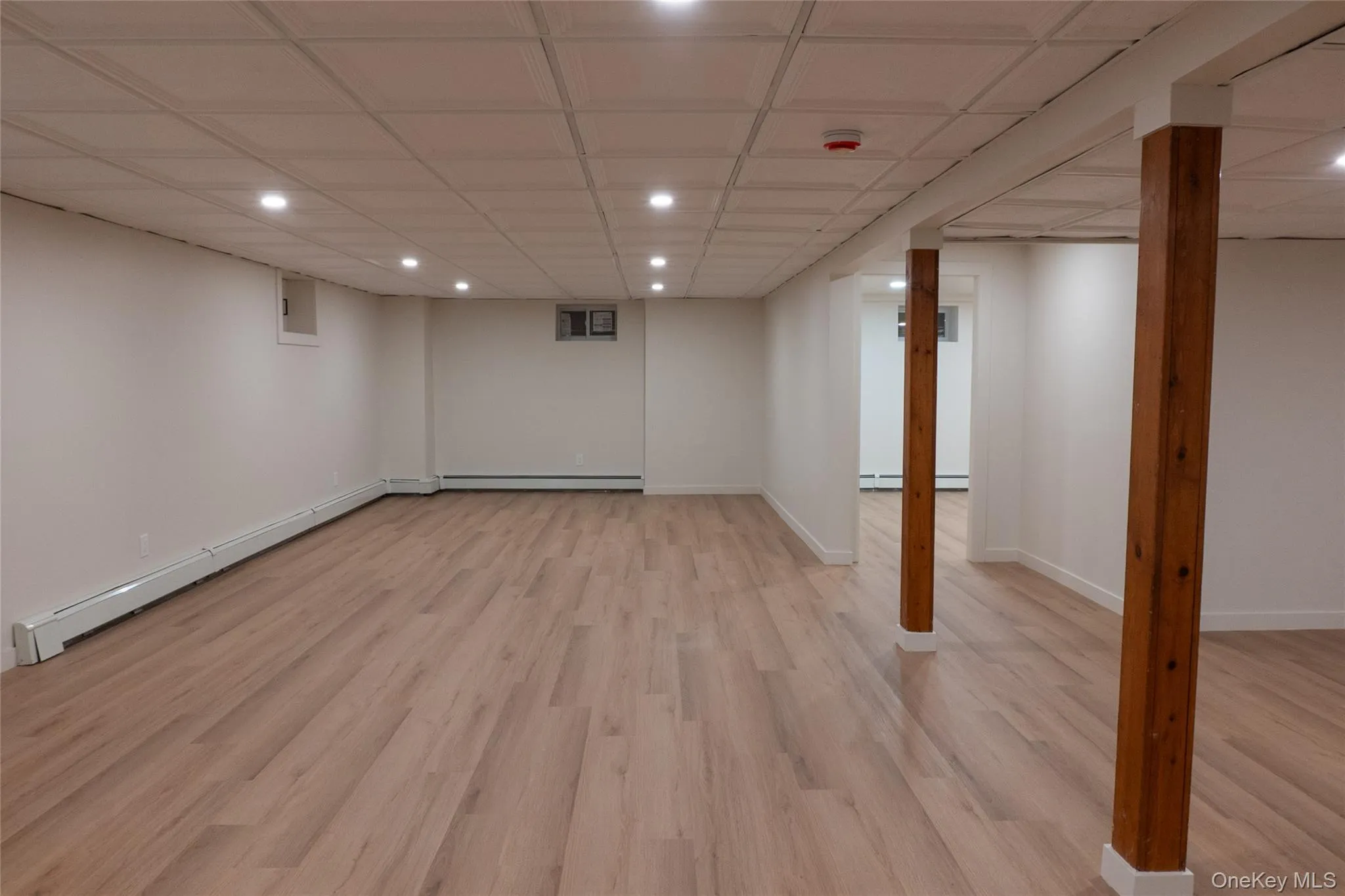 64 Lincoln Avenue, Brookhaven, NY, 4 Bedrooms Bedrooms, 10 Rooms Rooms,4 BathroomsBathrooms,Residential,For Rent,Lincoln,0,1010668 64 Lincoln Avenue, Brookhaven, NY, 4 Bedrooms Bedrooms, 10 Rooms Rooms,4 BathroomsBathrooms,Residential,For Rent,Lincoln,0,1010668