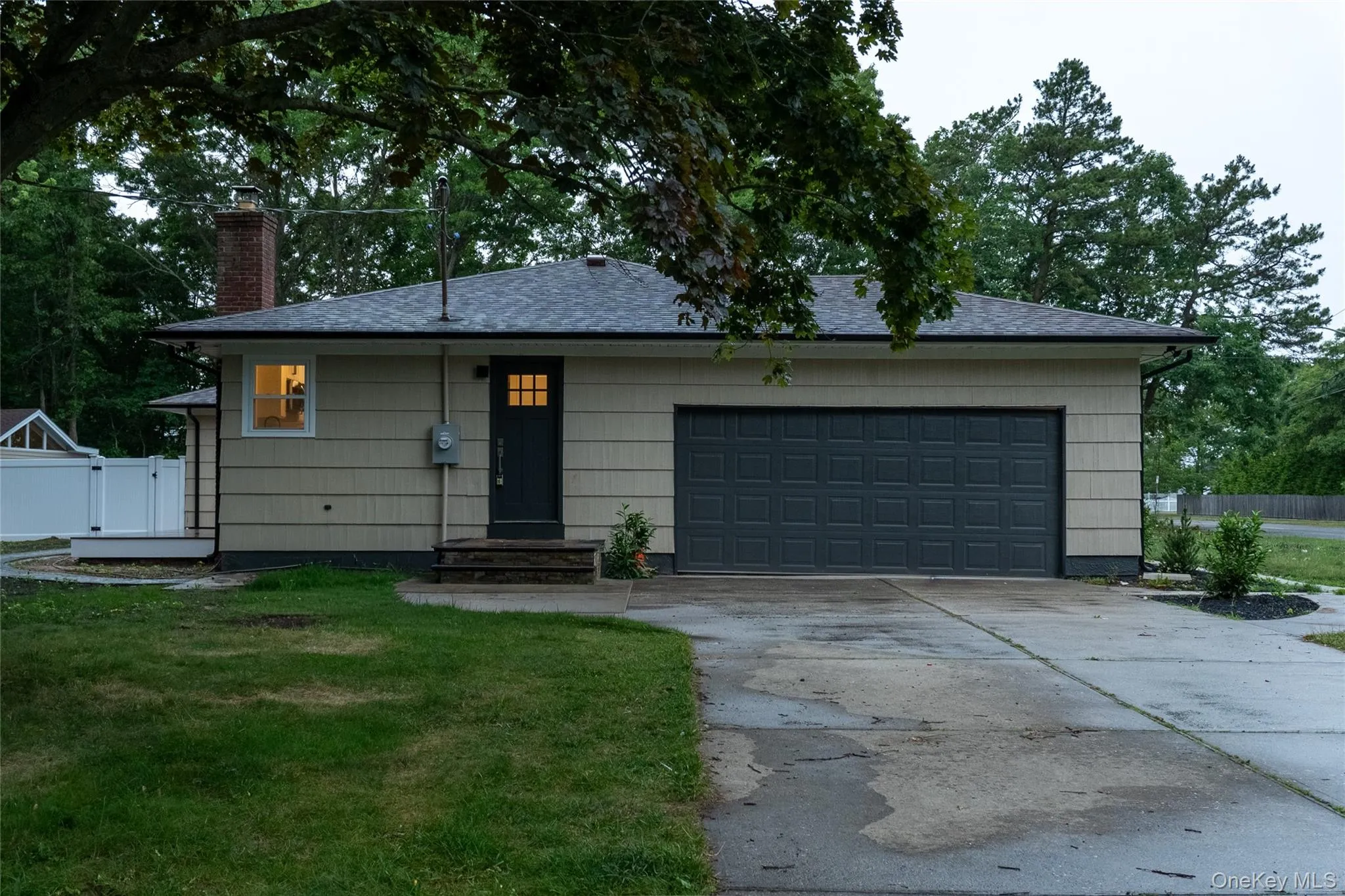 64 Lincoln Avenue, Brookhaven, NY, 4 Bedrooms Bedrooms, 10 Rooms Rooms,4 BathroomsBathrooms,Residential,For Rent,Lincoln,0,1010668 64 Lincoln Avenue, Brookhaven, NY, 4 Bedrooms Bedrooms, 10 Rooms Rooms,4 BathroomsBathrooms,Residential,For Rent,Lincoln,0,1010668