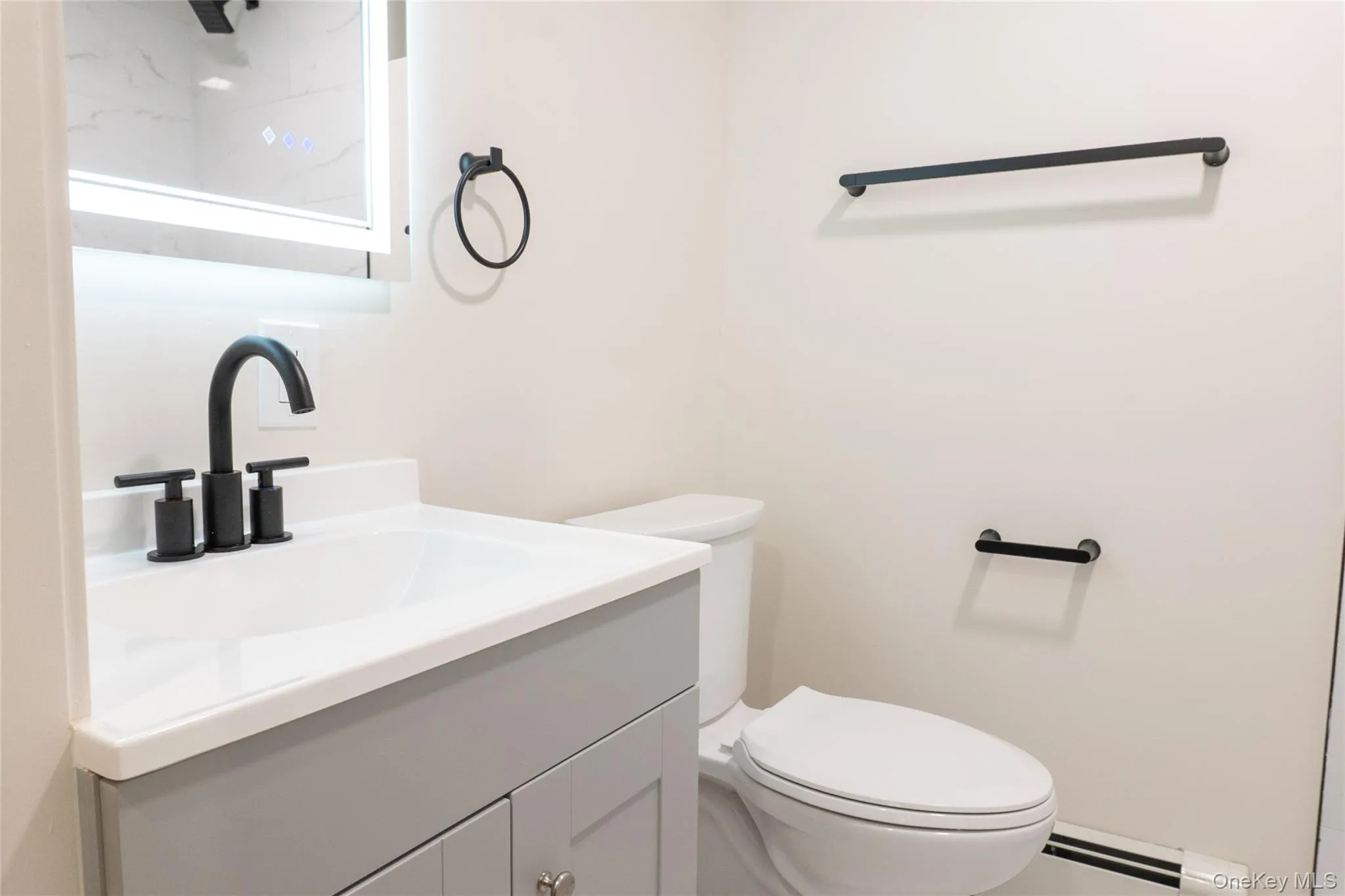64 Lincoln Avenue, Brookhaven, NY, 4 Bedrooms Bedrooms, 10 Rooms Rooms,4 BathroomsBathrooms,Residential,For Rent,Lincoln,0,1010668 64 Lincoln Avenue, Brookhaven, NY, 4 Bedrooms Bedrooms, 10 Rooms Rooms,4 BathroomsBathrooms,Residential,For Rent,Lincoln,0,1010668