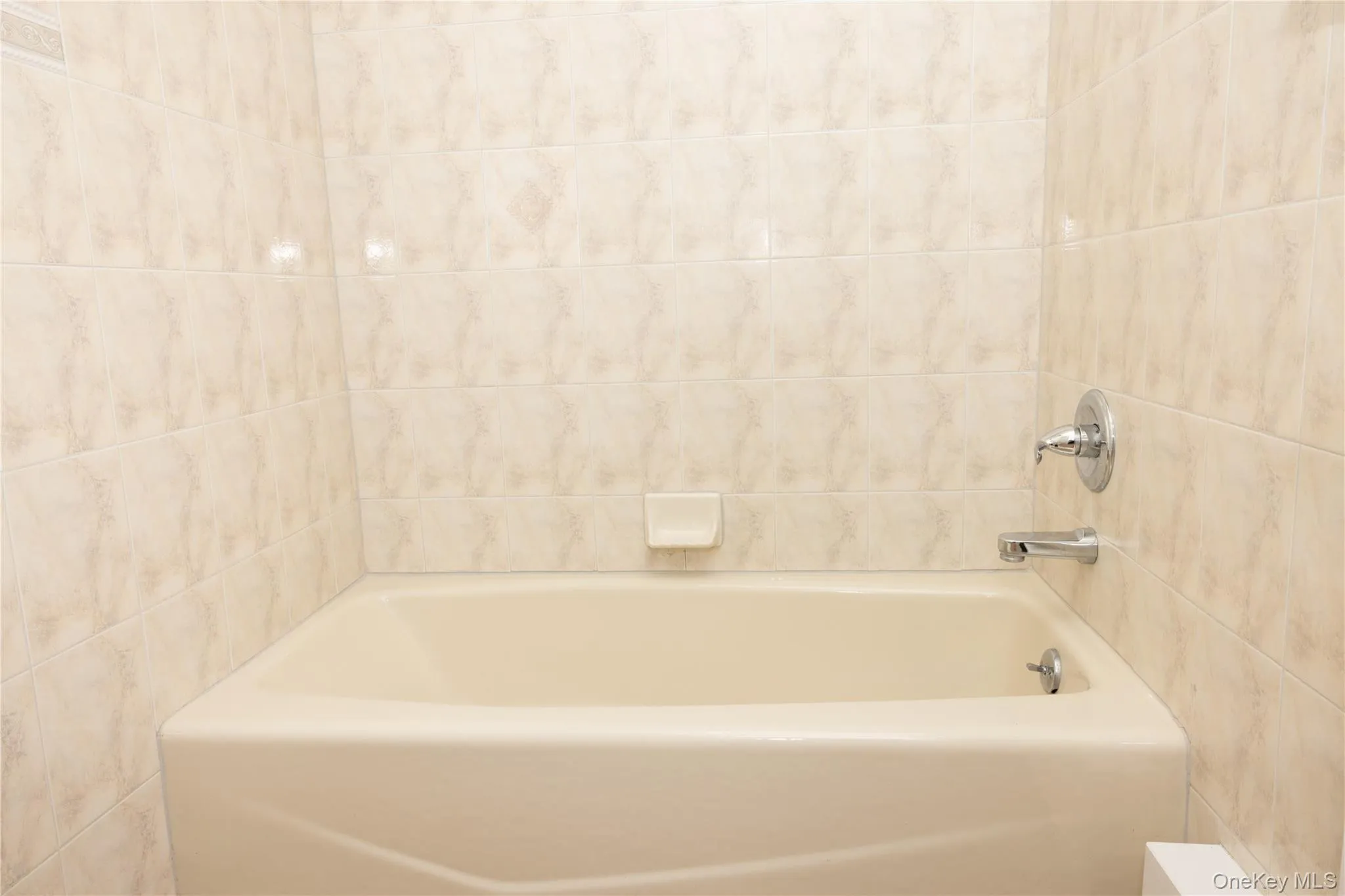 4 Rita Avenue, Ramapo, NY, 4 Bedrooms Bedrooms, 6 Rooms Rooms,2 BathroomsBathrooms,Residential,For Rent,Rita,0,1010669 4 Rita Avenue, Ramapo, NY, 4 Bedrooms Bedrooms, 6 Rooms Rooms,2 BathroomsBathrooms,Residential,For Rent,Rita,0,1010669