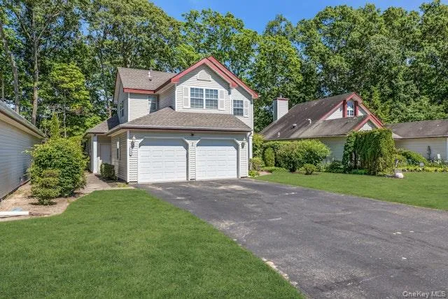 112 Dorado Court, Brookhaven, NY, 4 Bedrooms Bedrooms, 11 Rooms Rooms,2 BathroomsBathrooms,Residential,For Rent,Dorado,0,1010676 112 Dorado Court, Brookhaven, NY, 4 Bedrooms Bedrooms, 11 Rooms Rooms,2 BathroomsBathrooms,Residential,For Rent,Dorado,0,1010676