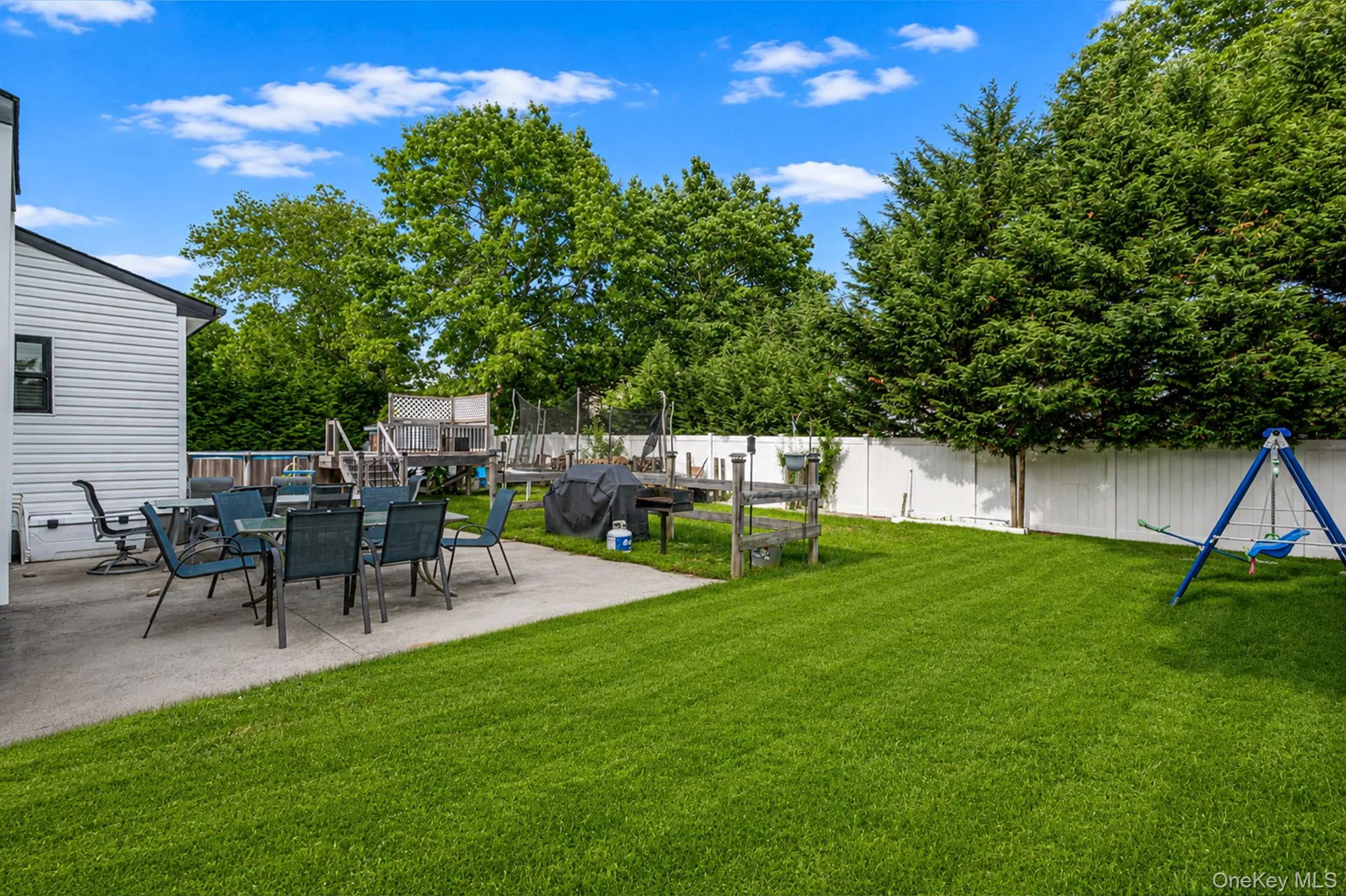 53 Abbott Avenue, Brookhaven, NY, 4 Bedrooms Bedrooms, 8 Rooms Rooms,2 BathroomsBathrooms,Residential,For Rent,Abbott,0,1010680 53 Abbott Avenue, Brookhaven, NY, 4 Bedrooms Bedrooms, 8 Rooms Rooms,2 BathroomsBathrooms,Residential,For Rent,Abbott,0,1010680