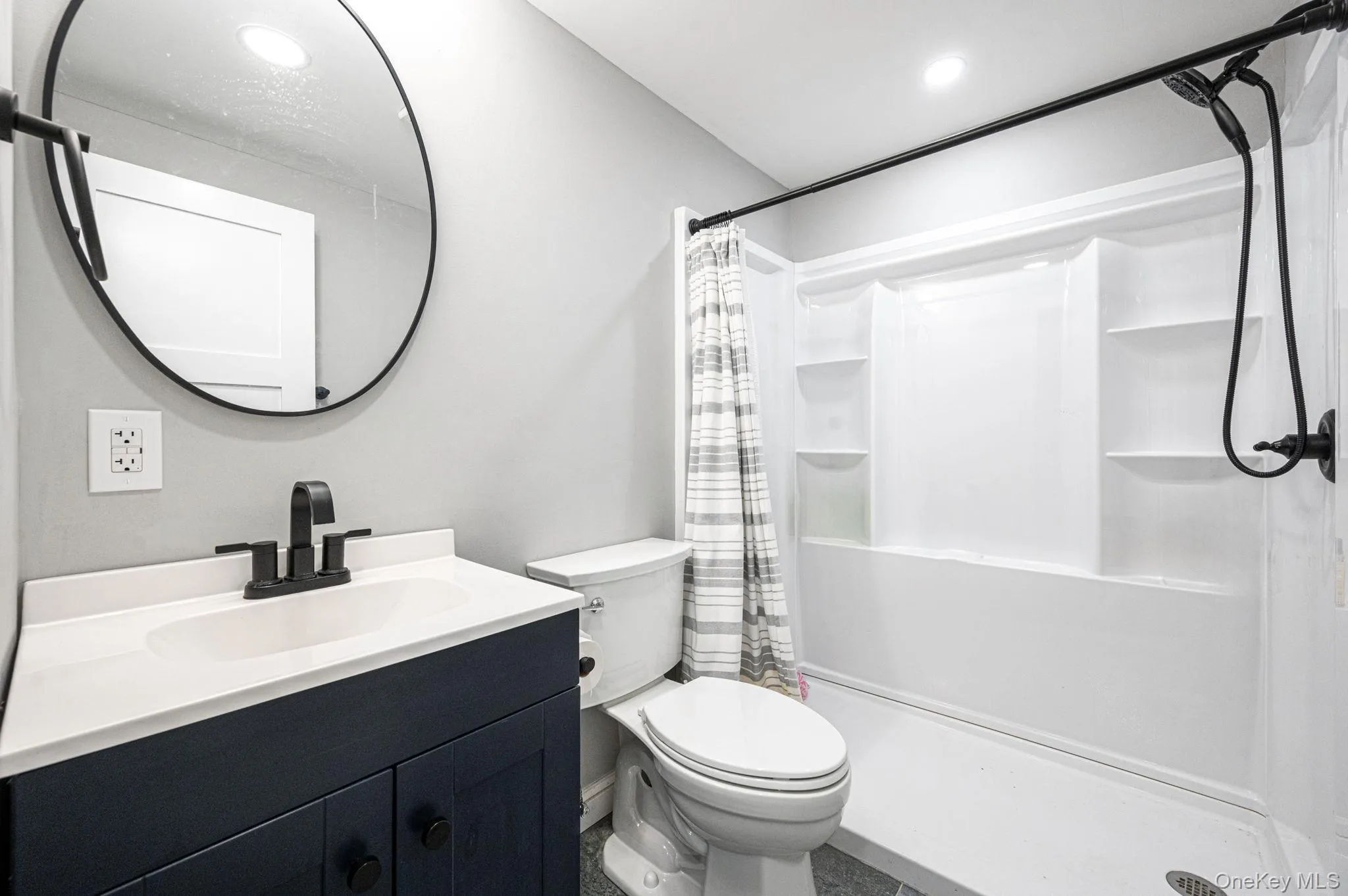 53 Abbott Avenue, Brookhaven, NY, 4 Bedrooms Bedrooms, 8 Rooms Rooms,2 BathroomsBathrooms,Residential,For Rent,Abbott,0,1010680 53 Abbott Avenue, Brookhaven, NY, 4 Bedrooms Bedrooms, 8 Rooms Rooms,2 BathroomsBathrooms,Residential,For Rent,Abbott,0,1010680