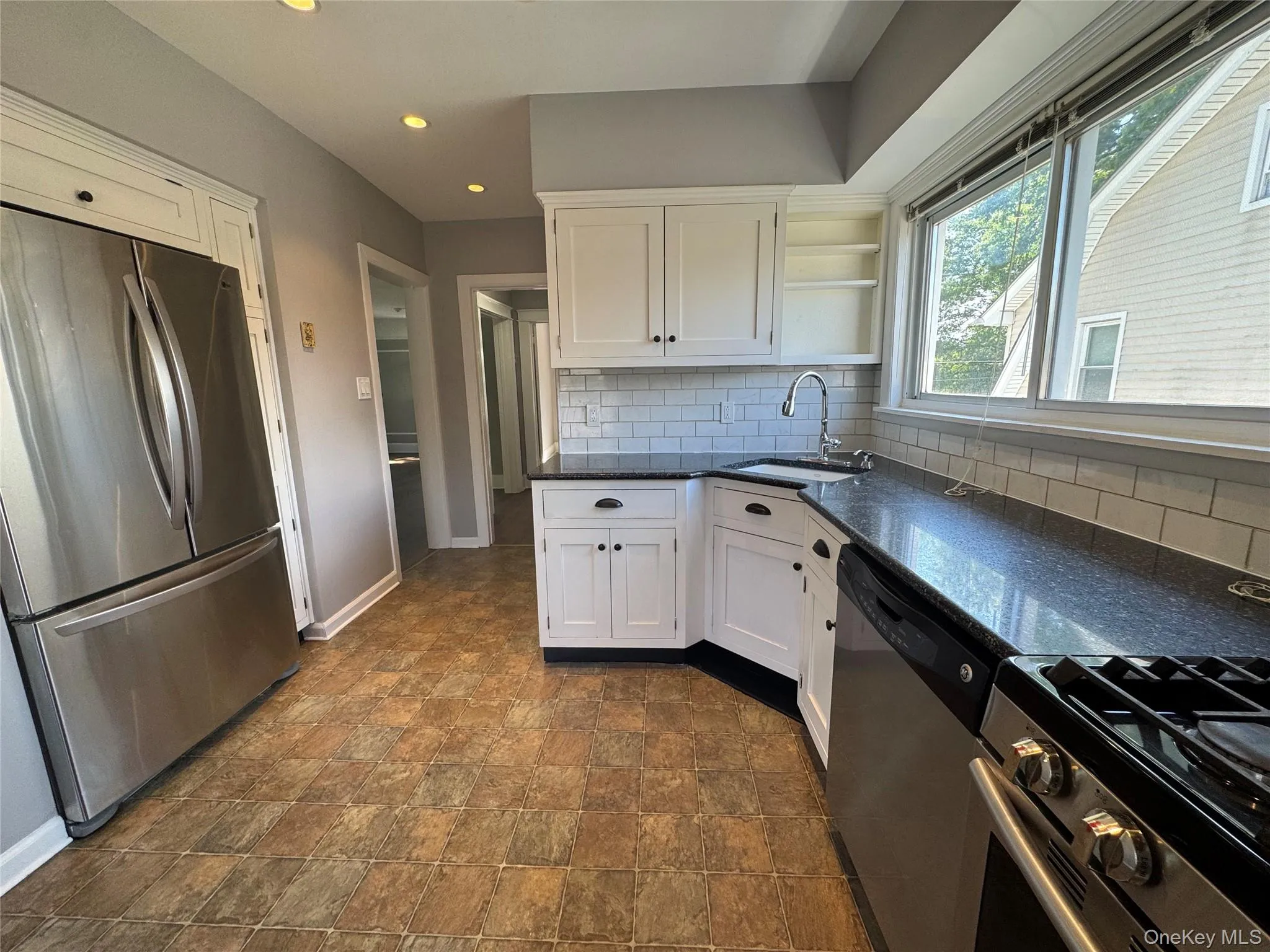 37 Ingraham Lane, North Hempstead, NY, 2 Bedrooms Bedrooms, 4 Rooms Rooms,1 BathroomBathrooms,Residential Lease,For Rent,Ingraham,0,1010682 37 Ingraham Lane, North Hempstead, NY, 2 Bedrooms Bedrooms, 4 Rooms Rooms,1 BathroomBathrooms,Residential Lease,For Rent,Ingraham,0,1010682