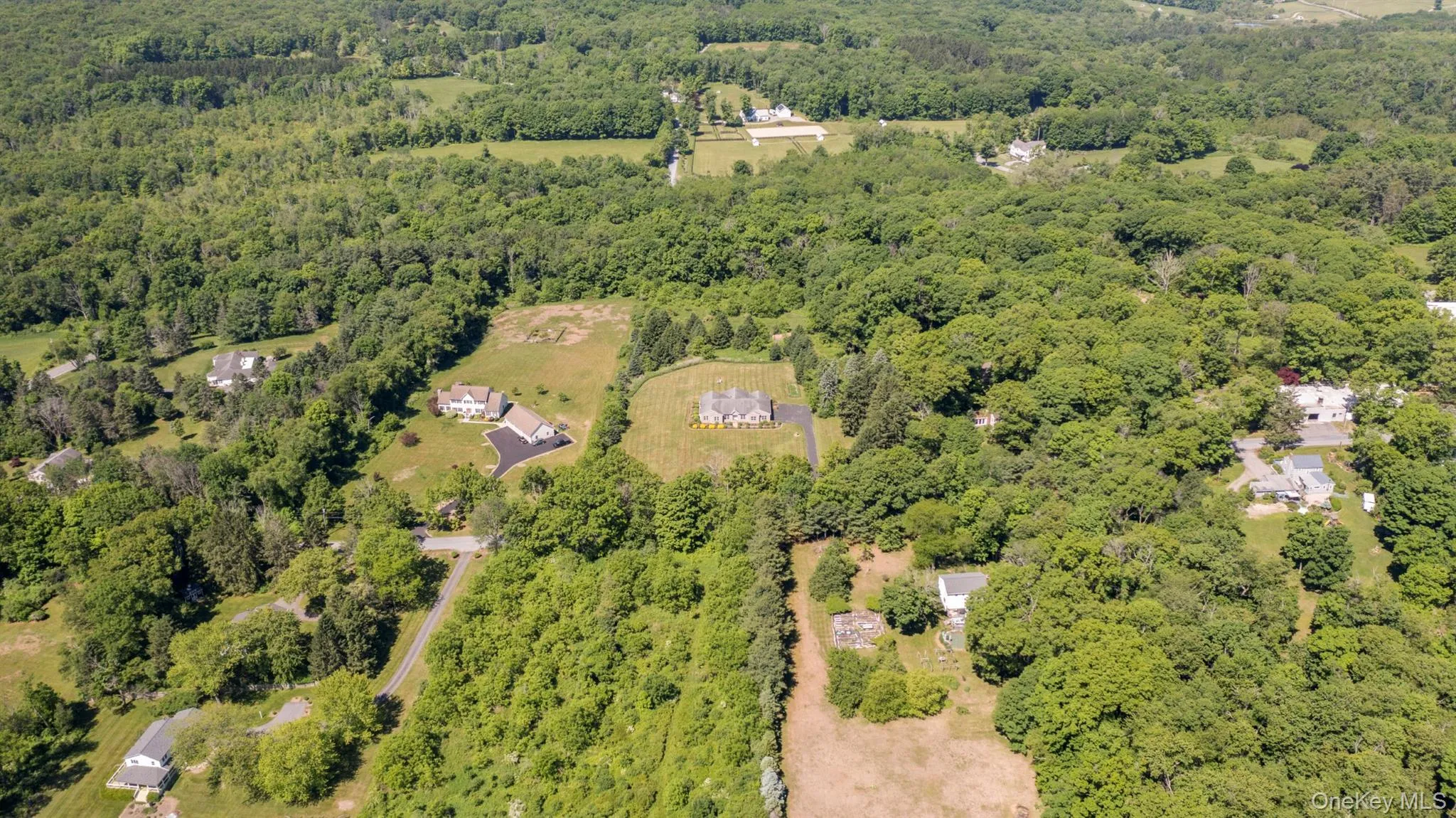 41 Flint Road, Union Vale, NY, 4 Bedrooms Bedrooms, 7 Rooms Rooms,2 BathroomsBathrooms,Residential,For Rent,Flint,0,1010687 41 Flint Road, Union Vale, NY, 4 Bedrooms Bedrooms, 7 Rooms Rooms,2 BathroomsBathrooms,Residential,For Rent,Flint,0,1010687