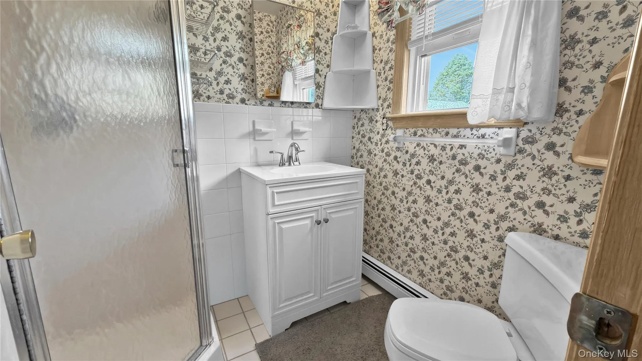 22 Donna Drive, Riverhead, NY, 3 Bedrooms Bedrooms, 6 Rooms Rooms,2 BathroomsBathrooms,Residential,For Rent,Donna,0,1010688 22 Donna Drive, Riverhead, NY, 3 Bedrooms Bedrooms, 6 Rooms Rooms,2 BathroomsBathrooms,Residential,For Rent,Donna,0,1010688