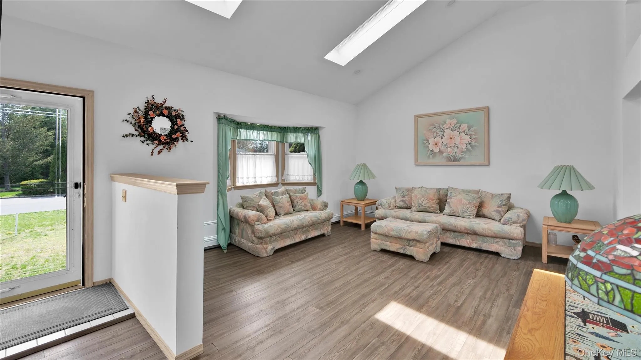 22 Donna Drive, Riverhead, NY, 3 Bedrooms Bedrooms, 6 Rooms Rooms,2 BathroomsBathrooms,Residential,For Rent,Donna,0,1010688 22 Donna Drive, Riverhead, NY, 3 Bedrooms Bedrooms, 6 Rooms Rooms,2 BathroomsBathrooms,Residential,For Rent,Donna,0,1010688