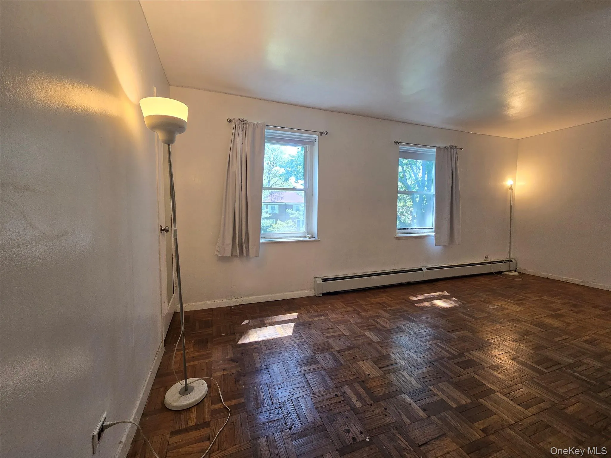 147-46 Village Road, New York, NY, 2 Bedrooms Bedrooms, 5 Rooms Rooms,1 BathroomBathrooms,Residential,For Rent,Village,0,1010701 147-46 Village Road, New York, NY, 2 Bedrooms Bedrooms, 5 Rooms Rooms,1 BathroomBathrooms,Residential,For Rent,Village,0,1010701