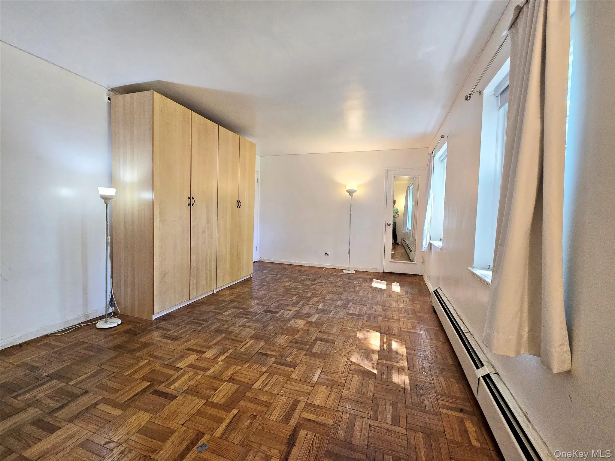 147-46 Village Road, New York, NY, 2 Bedrooms Bedrooms, 5 Rooms Rooms,1 BathroomBathrooms,Residential,For Rent,Village,0,1010701 147-46 Village Road, New York, NY, 2 Bedrooms Bedrooms, 5 Rooms Rooms,1 BathroomBathrooms,Residential,For Rent,Village,0,1010701