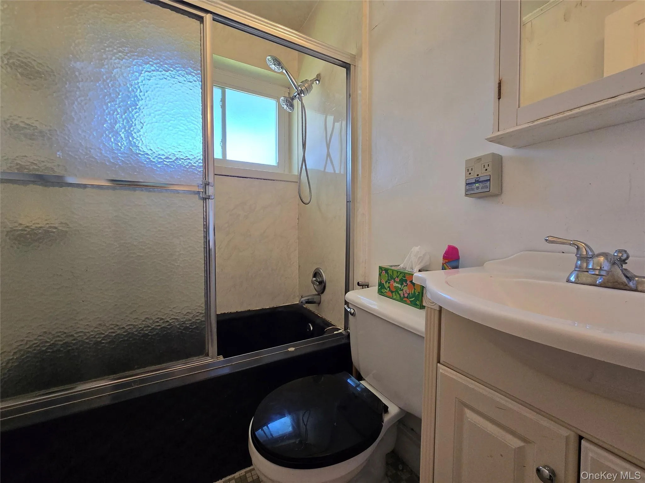 147-46 Village Road, New York, NY, 2 Bedrooms Bedrooms, 5 Rooms Rooms,1 BathroomBathrooms,Residential,For Rent,Village,0,1010701 147-46 Village Road, New York, NY, 2 Bedrooms Bedrooms, 5 Rooms Rooms,1 BathroomBathrooms,Residential,For Rent,Village,0,1010701