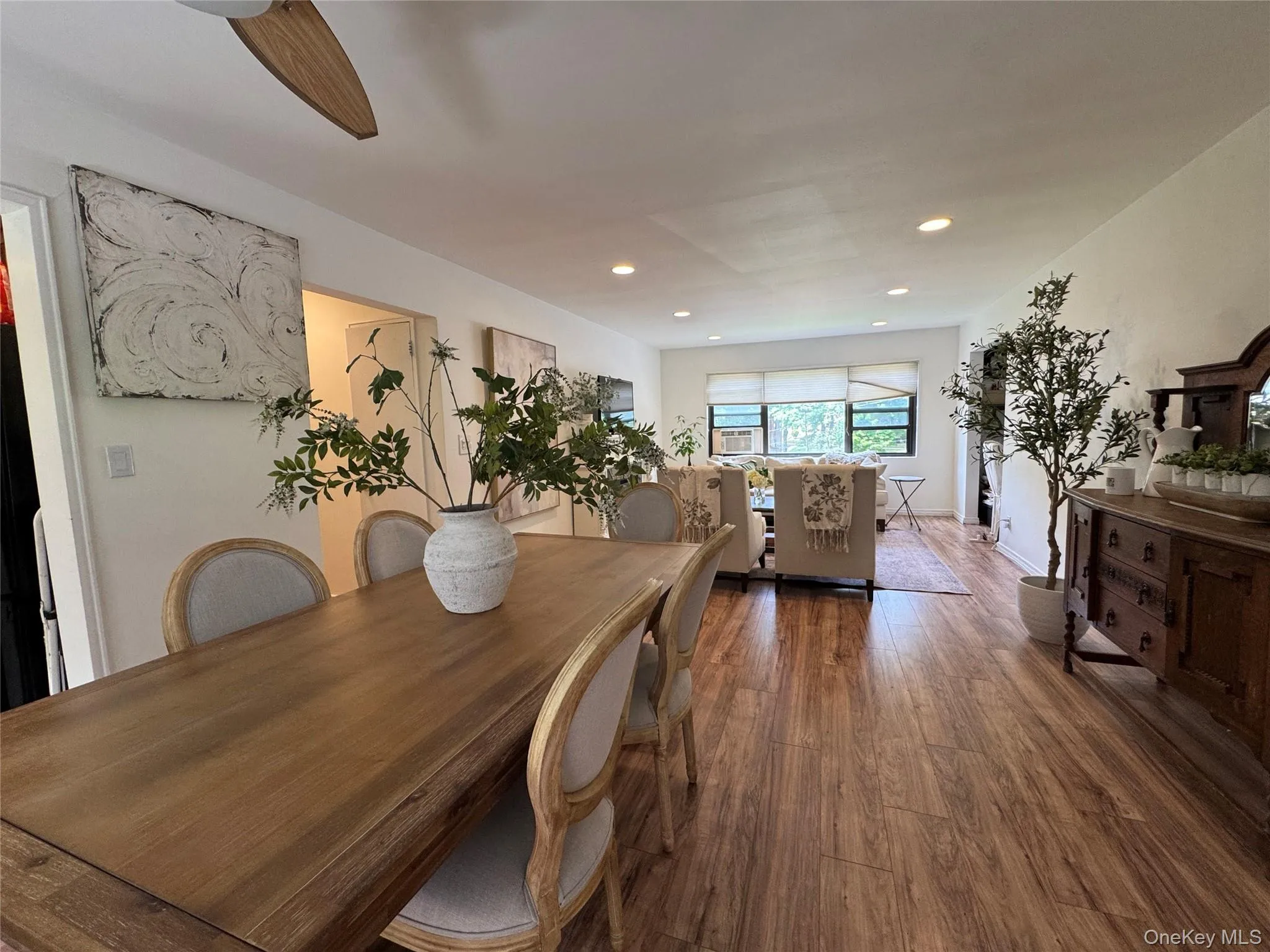 313 Main Street, North Hempstead, NY, 1 Bedroom Bedrooms, 5 Rooms Rooms,1 BathroomBathrooms,Residential,For Rent,Main Street,0,1010704 313 Main Street, North Hempstead, NY, 1 Bedroom Bedrooms, 5 Rooms Rooms,1 BathroomBathrooms,Residential,For Rent,Main Street,0,1010704