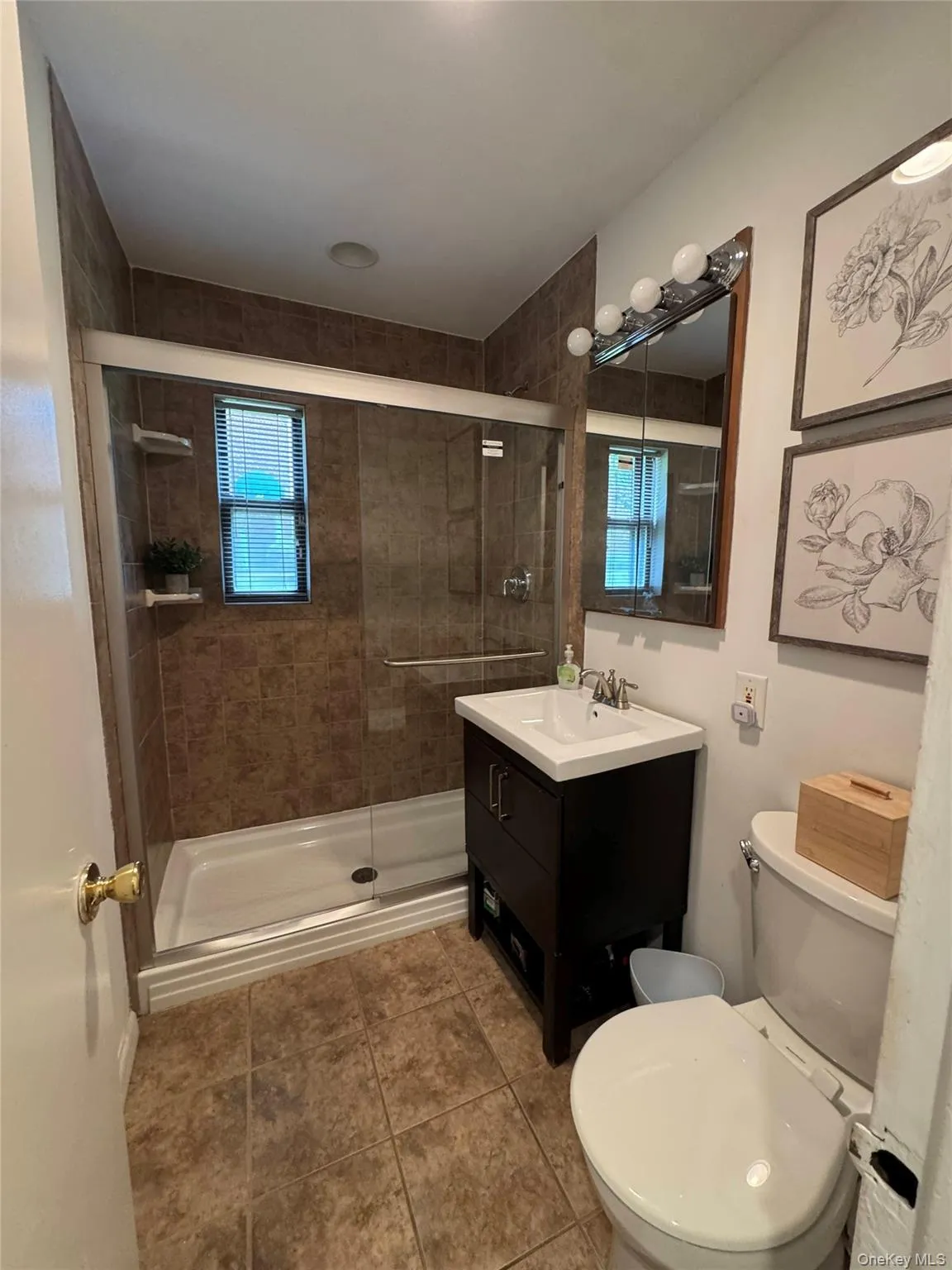 313 Main Street, North Hempstead, NY, 1 Bedroom Bedrooms, 5 Rooms Rooms,1 BathroomBathrooms,Residential,For Rent,Main Street,0,1010704 313 Main Street, North Hempstead, NY, 1 Bedroom Bedrooms, 5 Rooms Rooms,1 BathroomBathrooms,Residential,For Rent,Main Street,0,1010704