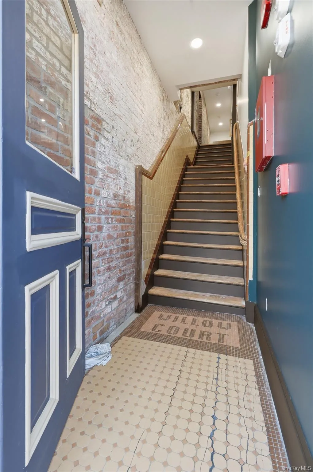 207 Main Street, Beacon, NY, 1 Bedroom Bedrooms, 3 Room Rooms,1 BathroomBathrooms,Residential Lease,For Rent,Main,0,1010705 207 Main Street, Beacon, NY, 1 Bedroom Bedrooms, 3 Room Rooms,1 BathroomBathrooms,Residential Lease,For Rent,Main,0,1010705