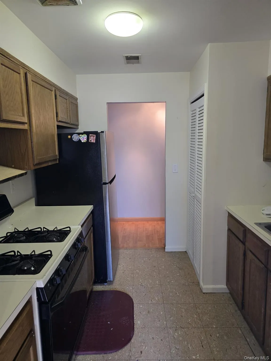 709 Kennedy Drive, Ramapo, NY, 2 Bedrooms Bedrooms, 4 Rooms Rooms,1 BathroomBathrooms,Residential Lease,For Rent,Kennedy,0,1010708 709 Kennedy Drive, Ramapo, NY, 2 Bedrooms Bedrooms, 4 Rooms Rooms,1 BathroomBathrooms,Residential Lease,For Rent,Kennedy,0,1010708