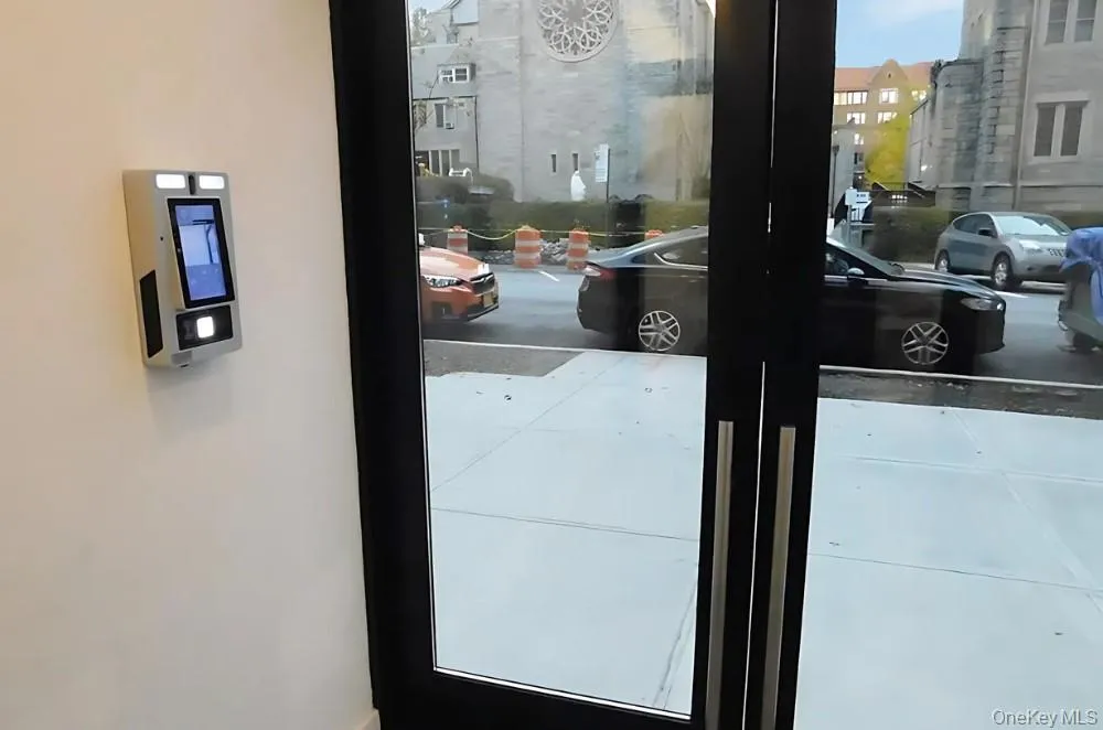 10919 72nd Road, New York, NY, 1 Bedroom Bedrooms, 3 Rooms Rooms,1 BathroomBathrooms,Residential Lease,For Rent,72nd,0,1010709 10919 72nd Road, New York, NY, 1 Bedroom Bedrooms, 3 Rooms Rooms,1 BathroomBathrooms,Residential Lease,For Rent,72nd,0,1010709