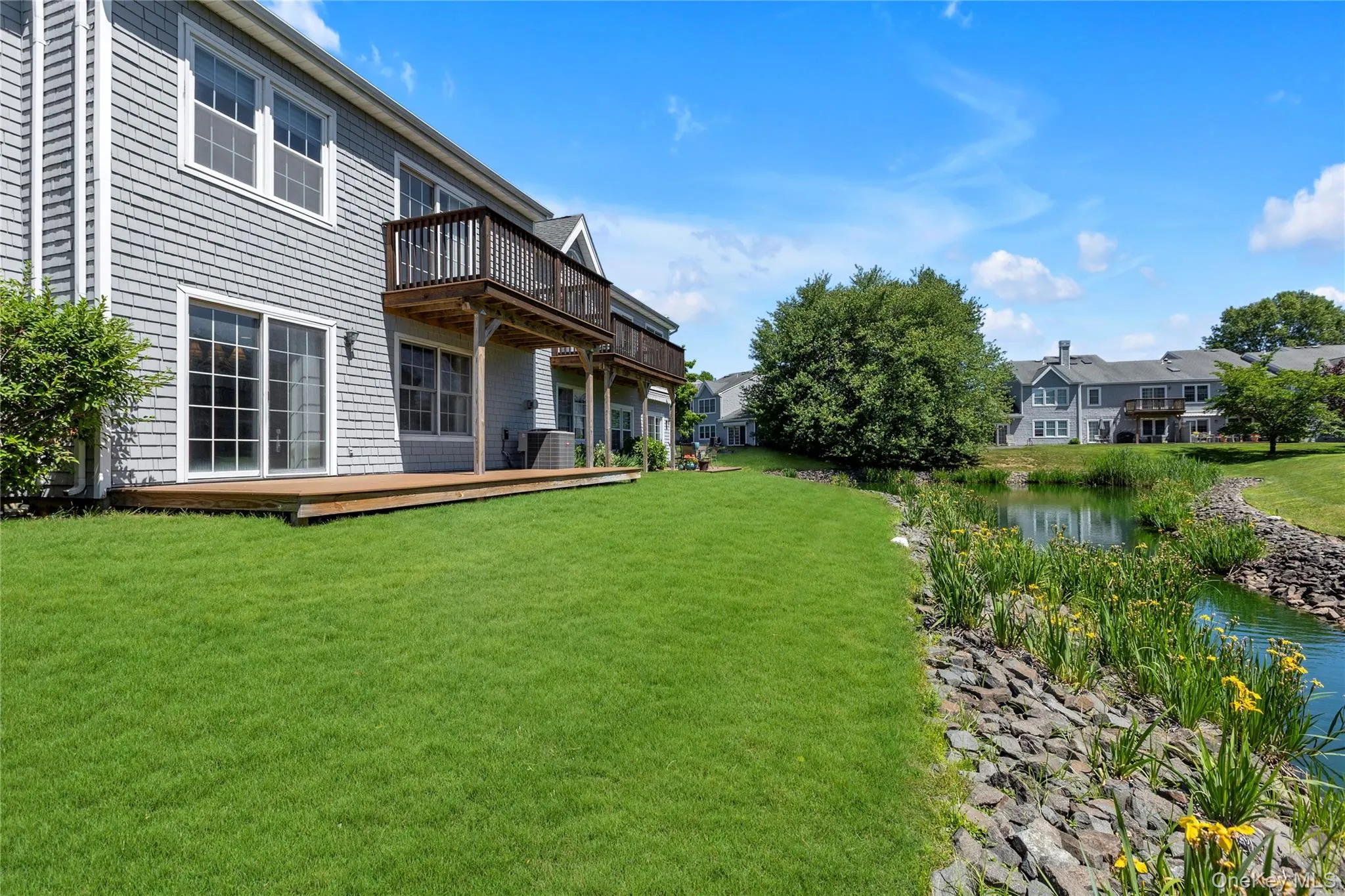 38 Lakebridge Drive, Smithtown, NY, 3 Bedrooms Bedrooms, 6 Rooms Rooms,2 BathroomsBathrooms,Residential,For Rent,Lakebridge,0,1010712 38 Lakebridge Drive, Smithtown, NY, 3 Bedrooms Bedrooms, 6 Rooms Rooms,2 BathroomsBathrooms,Residential,For Rent,Lakebridge,0,1010712