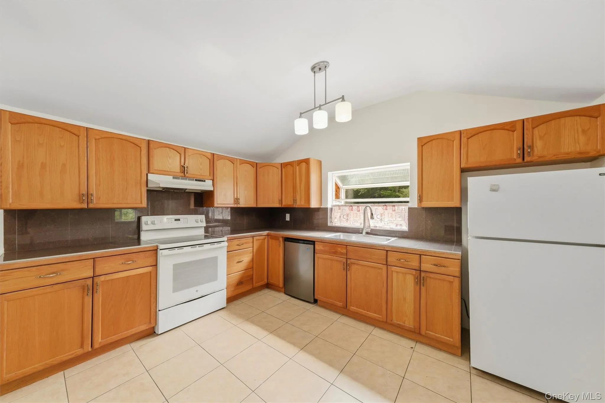 159 Ressique Street, Kent, NY, 2 Bedrooms Bedrooms, 5 Rooms Rooms,1 BathroomBathrooms,Residential Lease,For Rent,Ressique,0,1010714 159 Ressique Street, Kent, NY, 2 Bedrooms Bedrooms, 5 Rooms Rooms,1 BathroomBathrooms,Residential Lease,For Rent,Ressique,0,1010714