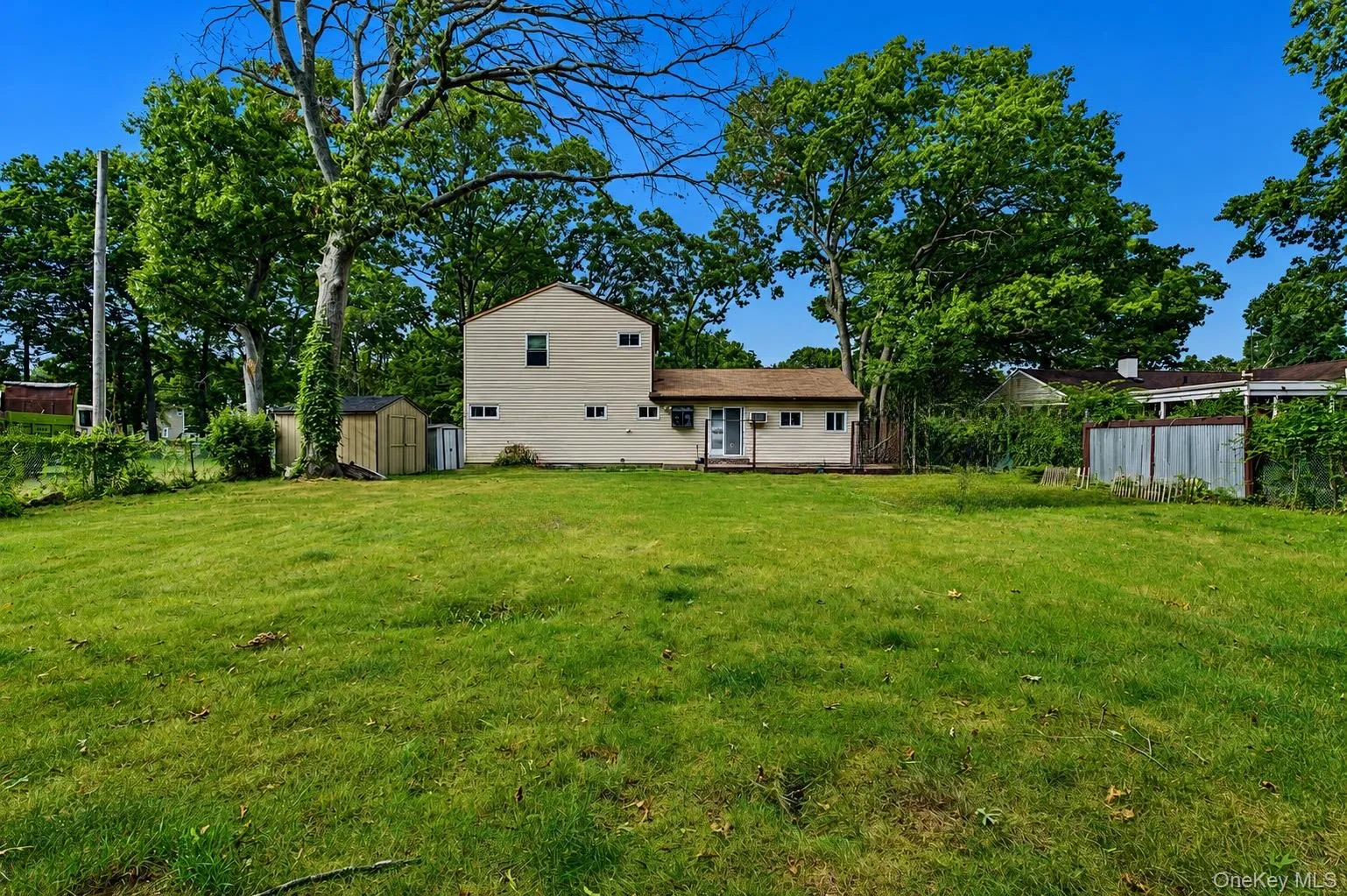 110 Queen Street, Islip, NY, 4 Bedrooms Bedrooms, 7 Rooms Rooms,2 BathroomsBathrooms,Residential,For Rent,Queen,0,1010728 110 Queen Street, Islip, NY, 4 Bedrooms Bedrooms, 7 Rooms Rooms,2 BathroomsBathrooms,Residential,For Rent,Queen,0,1010728