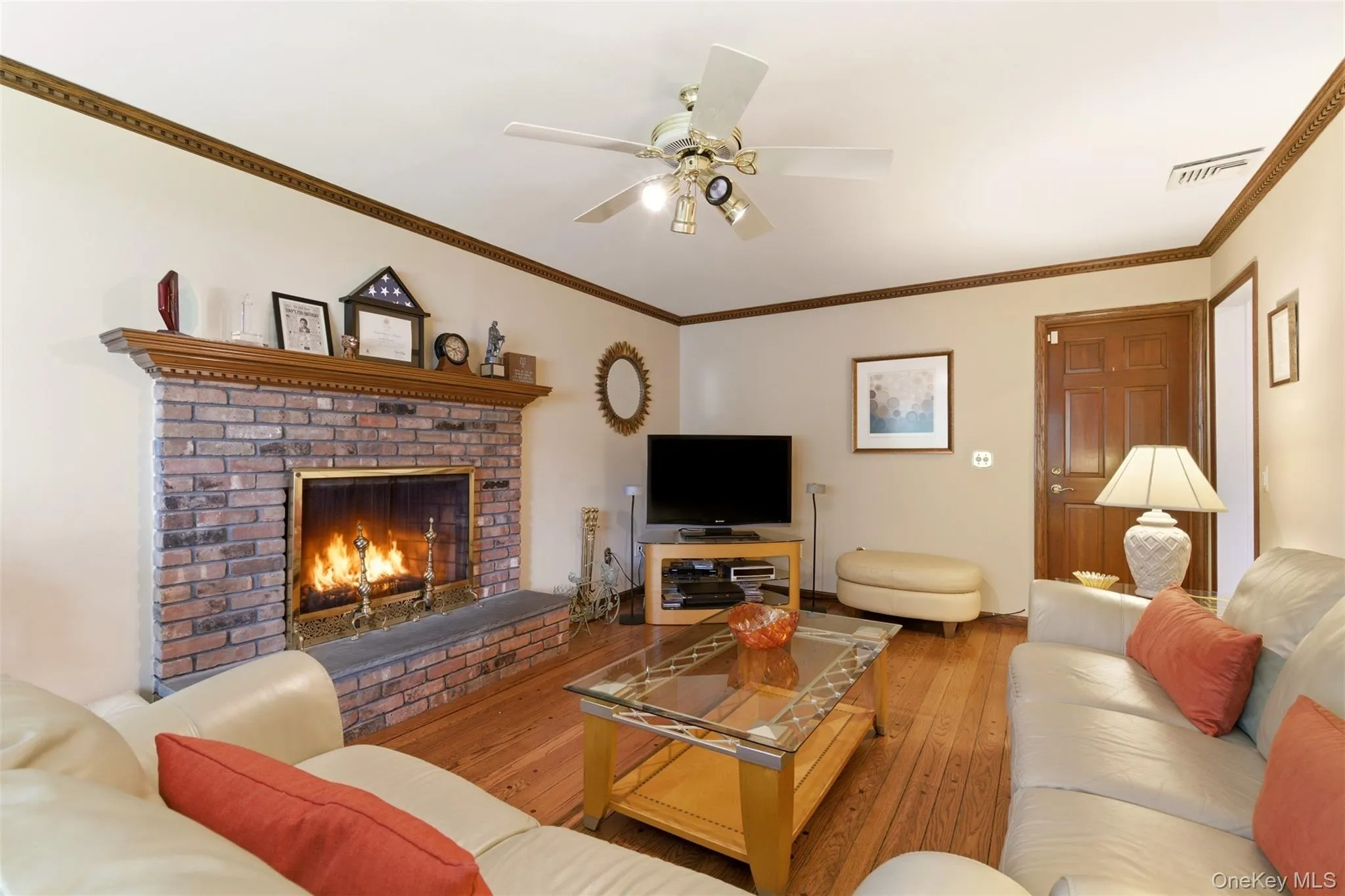 7 Lawrence Court, Oyster Bay, NY, 4 Bedrooms Bedrooms, 8 Rooms Rooms,2 BathroomsBathrooms,Residential,For Rent,Lawrence,0,1010731 7 Lawrence Court, Oyster Bay, NY, 4 Bedrooms Bedrooms, 8 Rooms Rooms,2 BathroomsBathrooms,Residential,For Rent,Lawrence,0,1010731