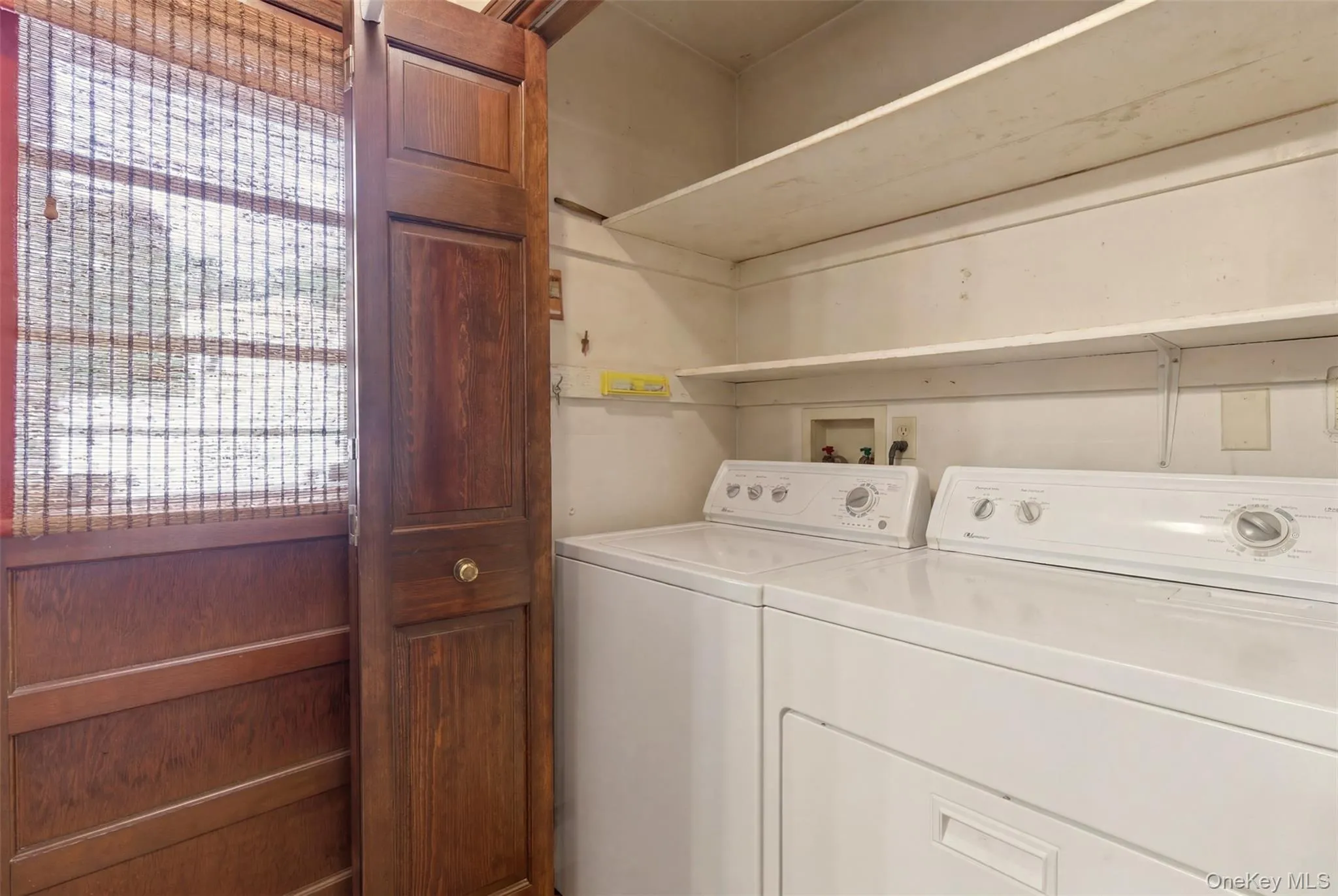 7 Lawrence Court, Oyster Bay, NY, 4 Bedrooms Bedrooms, 8 Rooms Rooms,2 BathroomsBathrooms,Residential,For Rent,Lawrence,0,1010731 7 Lawrence Court, Oyster Bay, NY, 4 Bedrooms Bedrooms, 8 Rooms Rooms,2 BathroomsBathrooms,Residential,For Rent,Lawrence,0,1010731