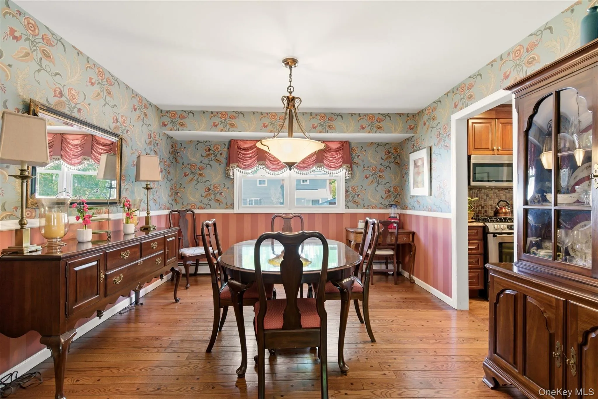 7 Lawrence Court, Oyster Bay, NY, 4 Bedrooms Bedrooms, 8 Rooms Rooms,2 BathroomsBathrooms,Residential,For Rent,Lawrence,0,1010731 7 Lawrence Court, Oyster Bay, NY, 4 Bedrooms Bedrooms, 8 Rooms Rooms,2 BathroomsBathrooms,Residential,For Rent,Lawrence,0,1010731