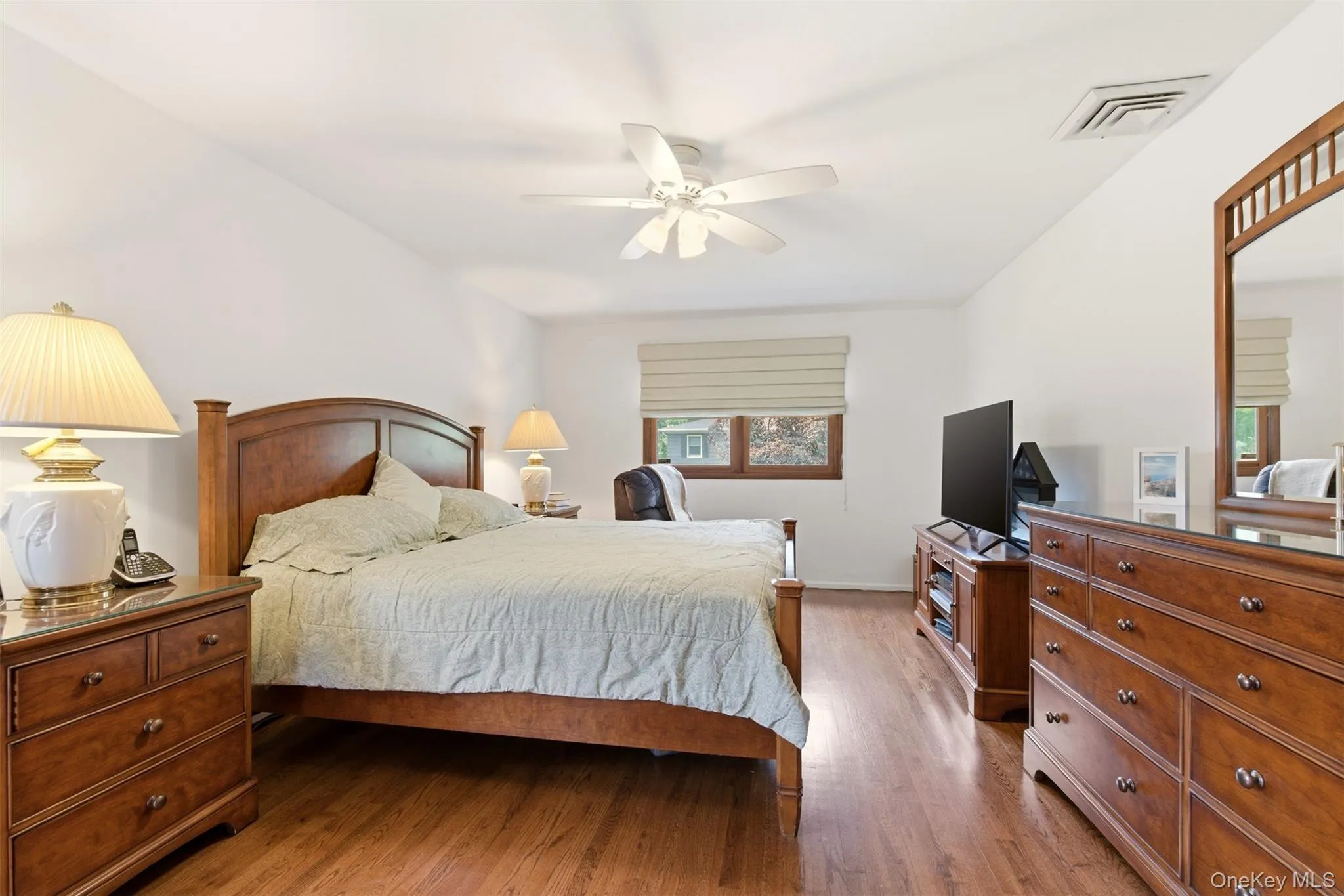 7 Lawrence Court, Oyster Bay, NY, 4 Bedrooms Bedrooms, 8 Rooms Rooms,2 BathroomsBathrooms,Residential,For Rent,Lawrence,0,1010731 7 Lawrence Court, Oyster Bay, NY, 4 Bedrooms Bedrooms, 8 Rooms Rooms,2 BathroomsBathrooms,Residential,For Rent,Lawrence,0,1010731