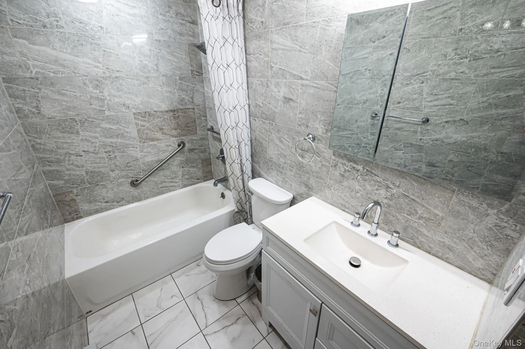 200 New Castle Court, Brookhaven, NY, 1 Bedroom Bedrooms, 3 Rooms Rooms,1 BathroomBathrooms,Residential,For Rent,New Castle,0,1010736 200 New Castle Court, Brookhaven, NY, 1 Bedroom Bedrooms, 3 Rooms Rooms,1 BathroomBathrooms,Residential,For Rent,New Castle,0,1010736