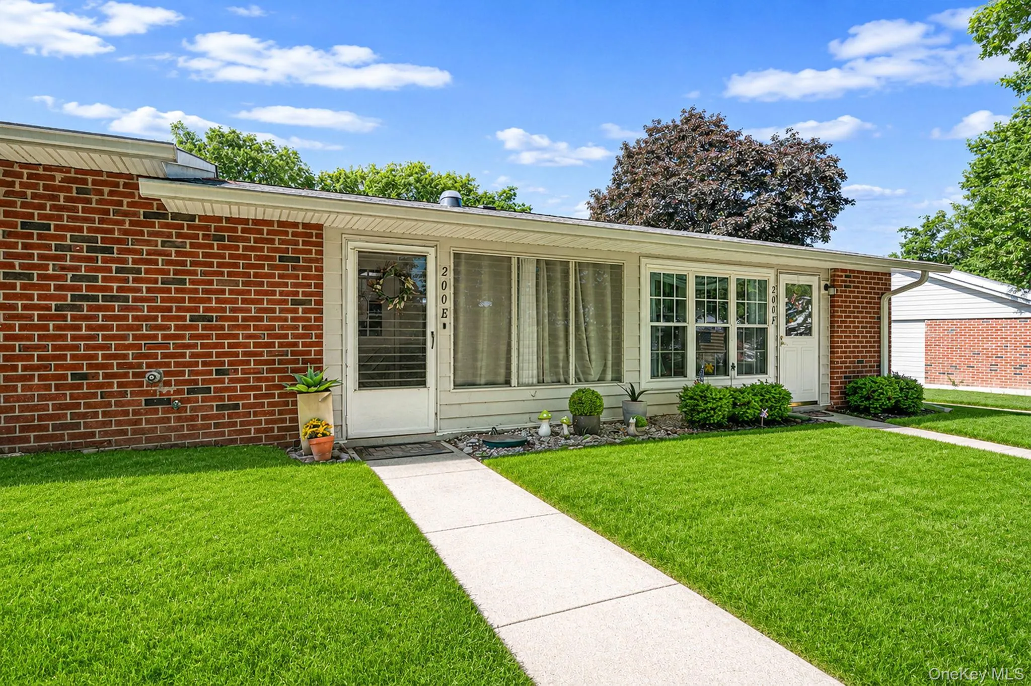 200 New Castle Court, Brookhaven, NY, 1 Bedroom Bedrooms, 3 Rooms Rooms,1 BathroomBathrooms,Residential,For Rent,New Castle,0,1010736 200 New Castle Court, Brookhaven, NY, 1 Bedroom Bedrooms, 3 Rooms Rooms,1 BathroomBathrooms,Residential,For Rent,New Castle,0,1010736