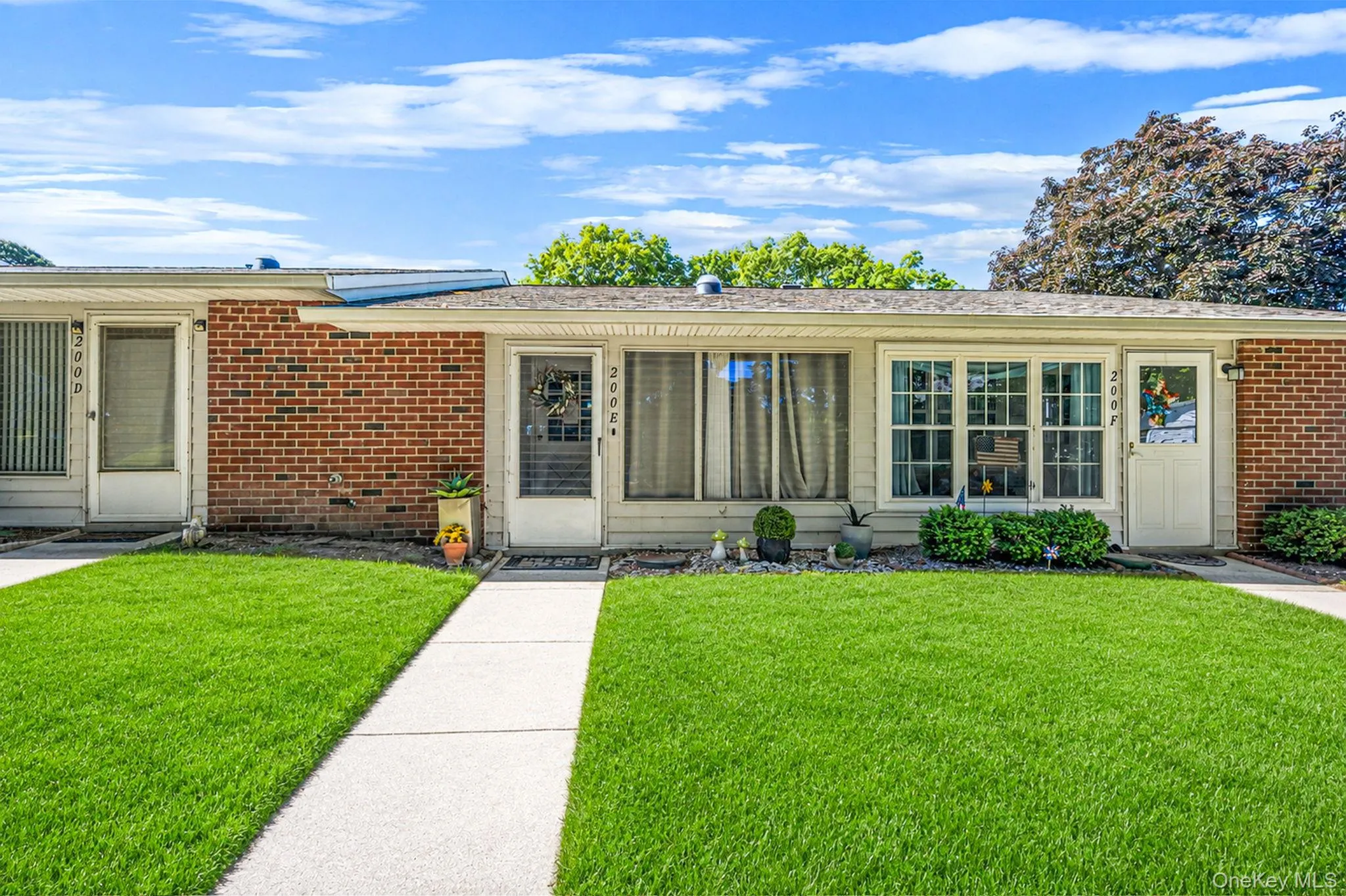 200 New Castle Court, Brookhaven, NY, 1 Bedroom Bedrooms, 3 Rooms Rooms,1 BathroomBathrooms,Residential,For Rent,New Castle,0,1010736 200 New Castle Court, Brookhaven, NY, 1 Bedroom Bedrooms, 3 Rooms Rooms,1 BathroomBathrooms,Residential,For Rent,New Castle,0,1010736