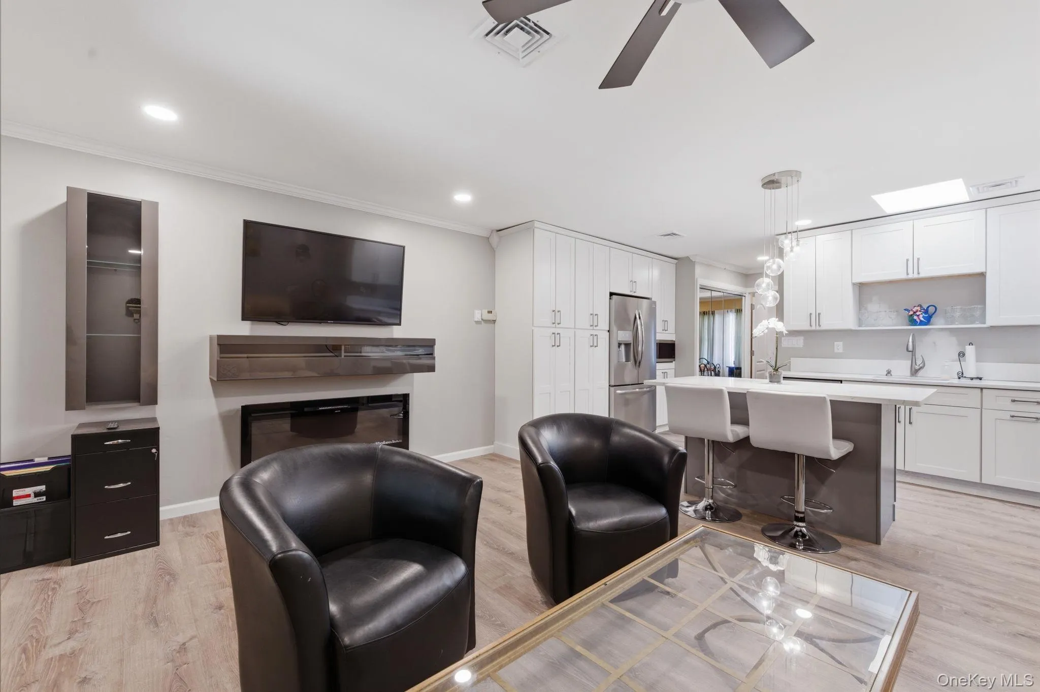 200 New Castle Court, Brookhaven, NY, 1 Bedroom Bedrooms, 3 Rooms Rooms,1 BathroomBathrooms,Residential,For Rent,New Castle,0,1010736 200 New Castle Court, Brookhaven, NY, 1 Bedroom Bedrooms, 3 Rooms Rooms,1 BathroomBathrooms,Residential,For Rent,New Castle,0,1010736