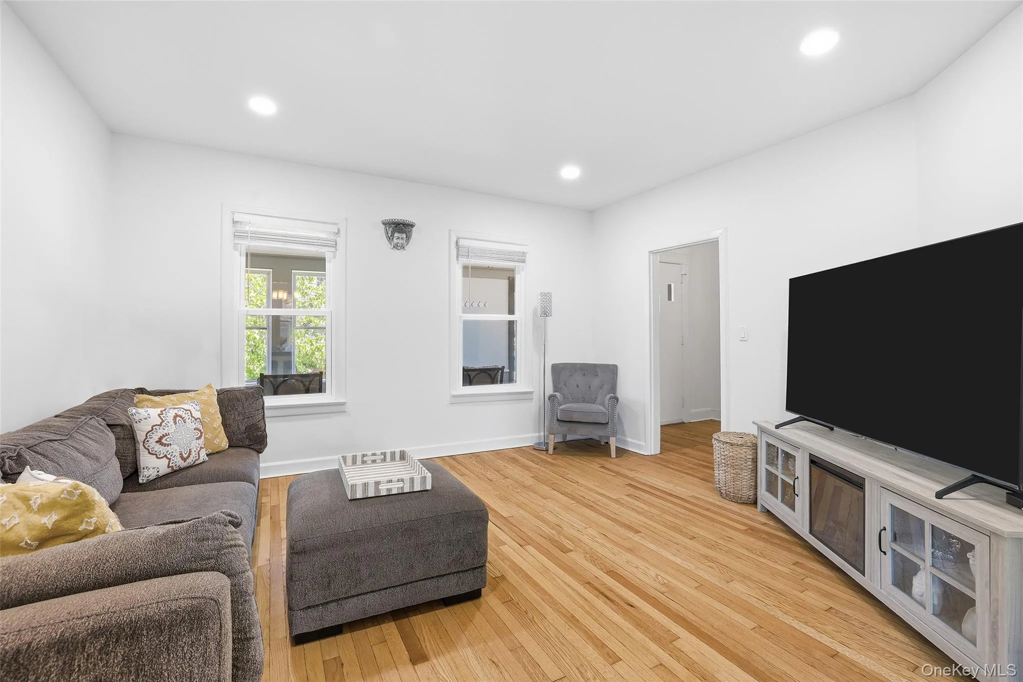 1415 Park Avenue, Mamaroneck, NY, 4 Bedrooms Bedrooms, 8 Rooms Rooms,2 BathroomsBathrooms,Residential,For Rent,Park,0,1010739 1415 Park Avenue, Mamaroneck, NY, 4 Bedrooms Bedrooms, 8 Rooms Rooms,2 BathroomsBathrooms,Residential,For Rent,Park,0,1010739