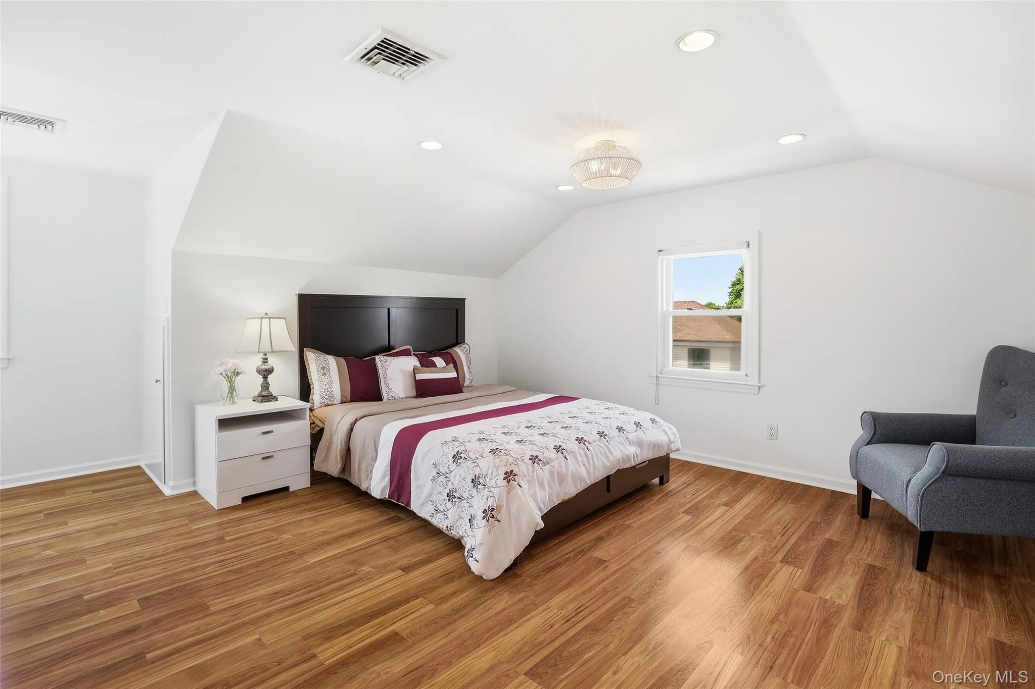 1415 Park Avenue, Mamaroneck, NY, 4 Bedrooms Bedrooms, 8 Rooms Rooms,2 BathroomsBathrooms,Residential,For Rent,Park,0,1010739 1415 Park Avenue, Mamaroneck, NY, 4 Bedrooms Bedrooms, 8 Rooms Rooms,2 BathroomsBathrooms,Residential,For Rent,Park,0,1010739