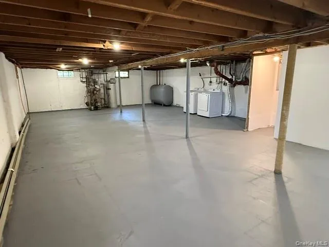 Unfinished Full Size Basement with Laundry Washer/Dryer and Mechanicals Unfinished Full Size Basement with Laundry Washer/Dryer and Mechanicals