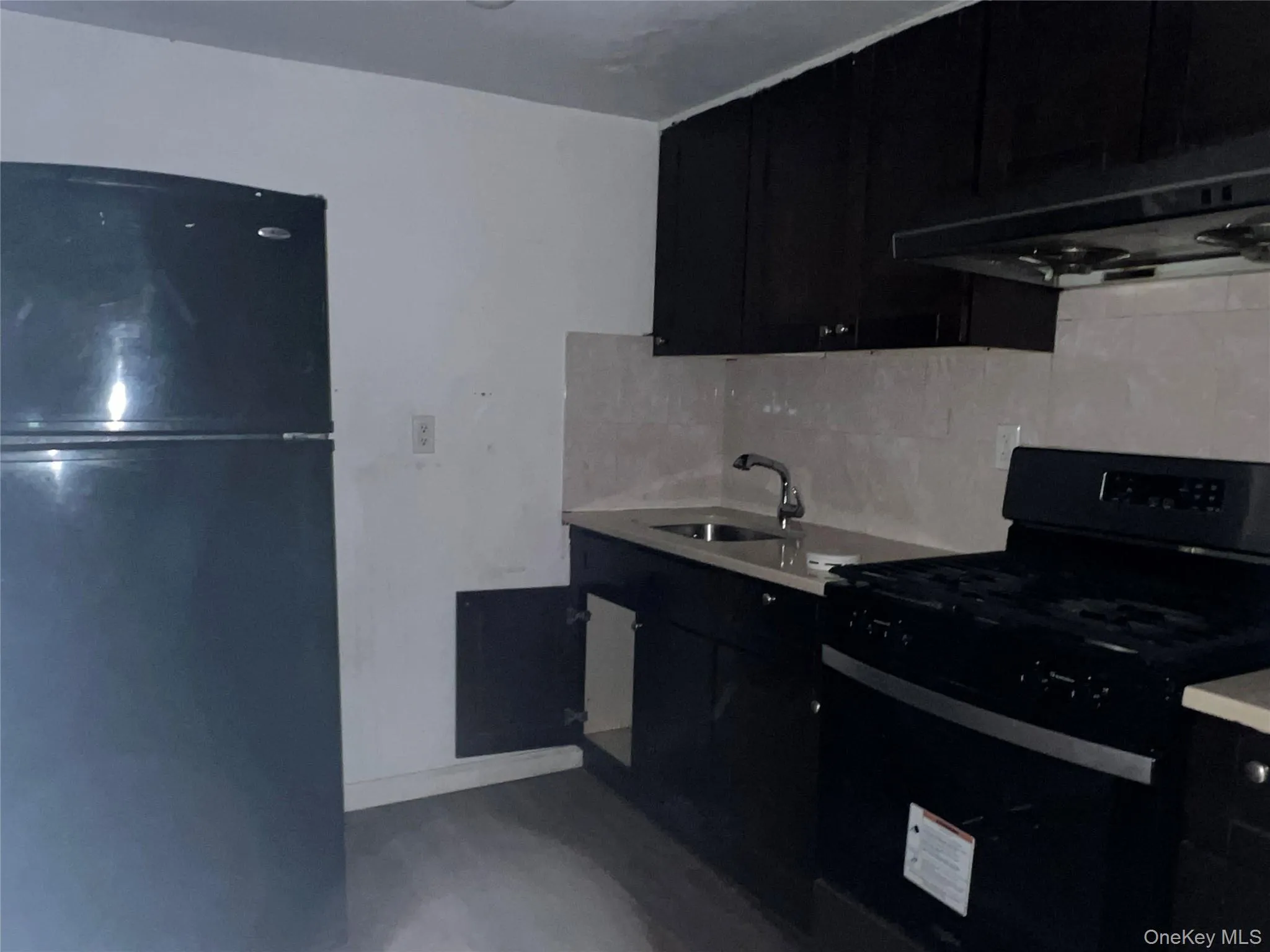 40-50 Case Street, New York, NY, 3 Bedrooms Bedrooms, 6 Rooms Rooms,2 BathroomsBathrooms,Residential Lease,For Rent,Case,0,1010750 40-50 Case Street, New York, NY, 3 Bedrooms Bedrooms, 6 Rooms Rooms,2 BathroomsBathrooms,Residential Lease,For Rent,Case,0,1010750