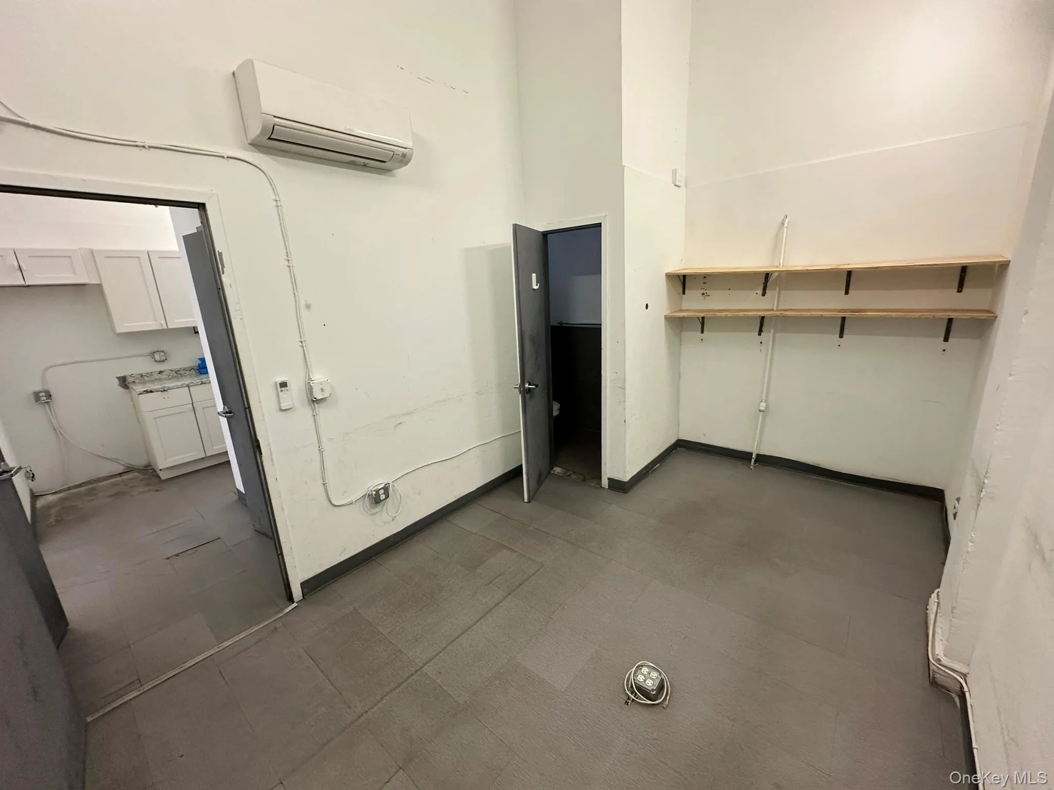 47-20 48th Avenue, New York, NY, ,Commercial Lease,For Rent,48th,0,1010754 47-20 48th Avenue, New York, NY, ,Commercial Lease,For Rent,48th,0,1010754