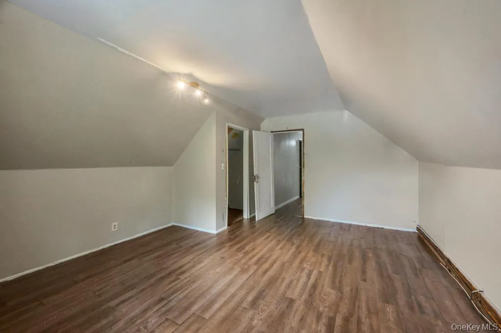 11 Wagon Lane, Hempstead, NY, 4 Bedrooms Bedrooms, 8 Rooms Rooms,2 BathroomsBathrooms,Residential,For Rent,Wagon,0,1010755 11 Wagon Lane, Hempstead, NY, 4 Bedrooms Bedrooms, 8 Rooms Rooms,2 BathroomsBathrooms,Residential,For Rent,Wagon,0,1010755