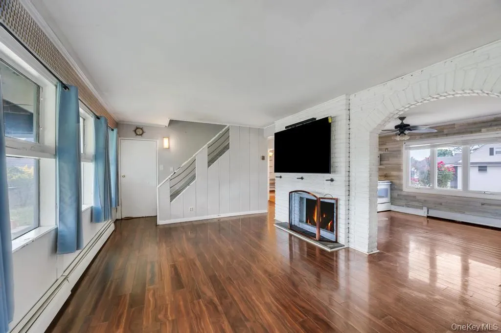 11 Wagon Lane, Hempstead, NY, 4 Bedrooms Bedrooms, 8 Rooms Rooms,2 BathroomsBathrooms,Residential,For Rent,Wagon,0,1010755 11 Wagon Lane, Hempstead, NY, 4 Bedrooms Bedrooms, 8 Rooms Rooms,2 BathroomsBathrooms,Residential,For Rent,Wagon,0,1010755