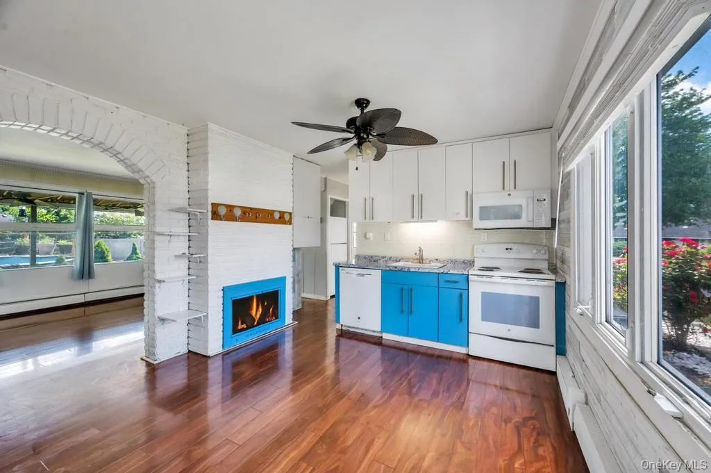 11 Wagon Lane, Hempstead, NY, 4 Bedrooms Bedrooms, 8 Rooms Rooms,2 BathroomsBathrooms,Residential,For Rent,Wagon,0,1010755 11 Wagon Lane, Hempstead, NY, 4 Bedrooms Bedrooms, 8 Rooms Rooms,2 BathroomsBathrooms,Residential,For Rent,Wagon,0,1010755