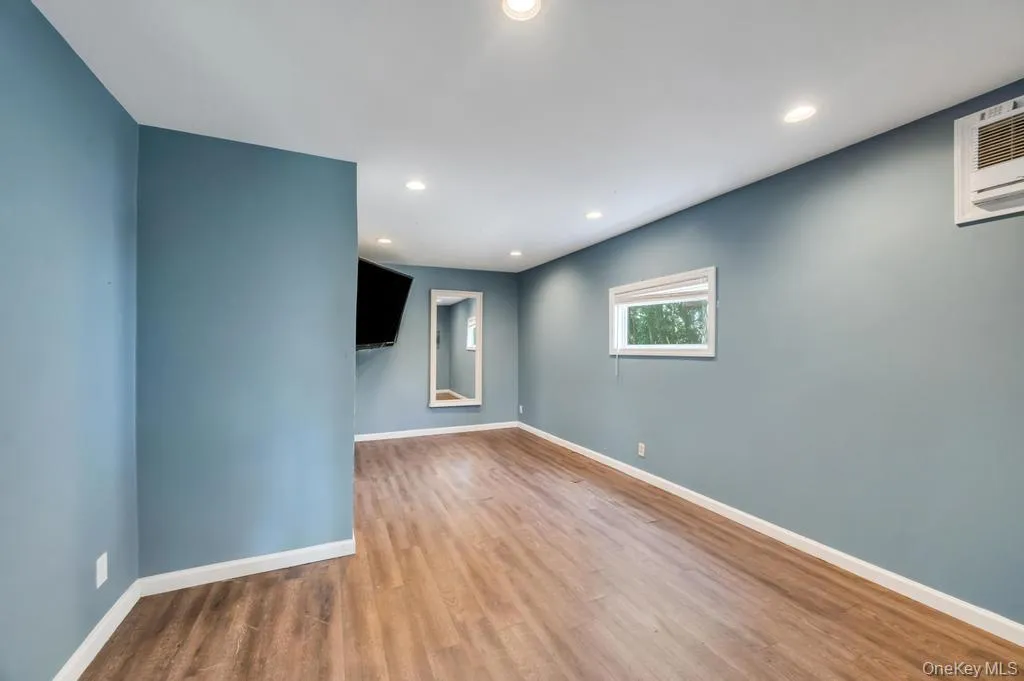 11 Wagon Lane, Hempstead, NY, 4 Bedrooms Bedrooms, 8 Rooms Rooms,2 BathroomsBathrooms,Residential,For Rent,Wagon,0,1010755 11 Wagon Lane, Hempstead, NY, 4 Bedrooms Bedrooms, 8 Rooms Rooms,2 BathroomsBathrooms,Residential,For Rent,Wagon,0,1010755