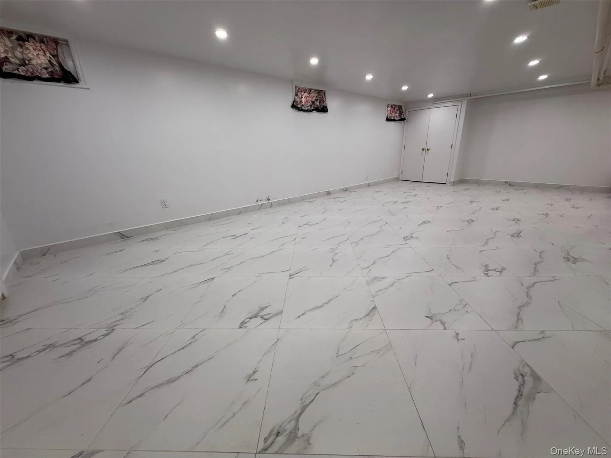 141-09 72nd Avenue, New York, NY, 3 Bedrooms Bedrooms, 7 Rooms Rooms,2 BathroomsBathrooms,Residential,For Rent,72nd,0,1010759 141-09 72nd Avenue, New York, NY, 3 Bedrooms Bedrooms, 7 Rooms Rooms,2 BathroomsBathrooms,Residential,For Rent,72nd,0,1010759
