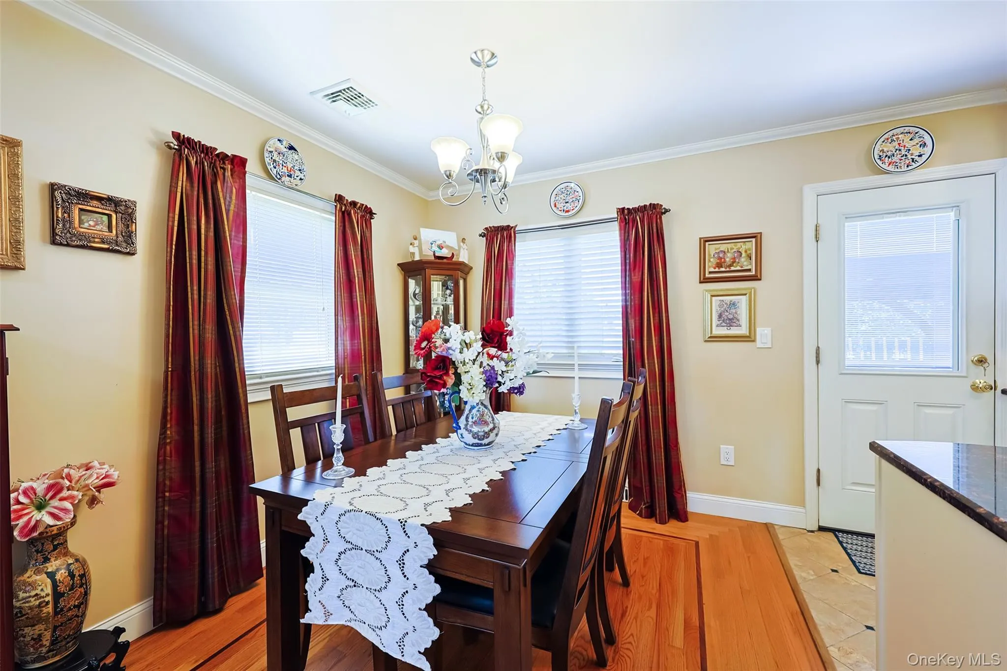 42 Beechwood Lane, North Hempstead, NY, 3 Bedrooms Bedrooms, 5 Rooms Rooms,2 BathroomsBathrooms,Residential,For Rent,Beechwood,0,1010762 42 Beechwood Lane, North Hempstead, NY, 3 Bedrooms Bedrooms, 5 Rooms Rooms,2 BathroomsBathrooms,Residential,For Rent,Beechwood,0,1010762