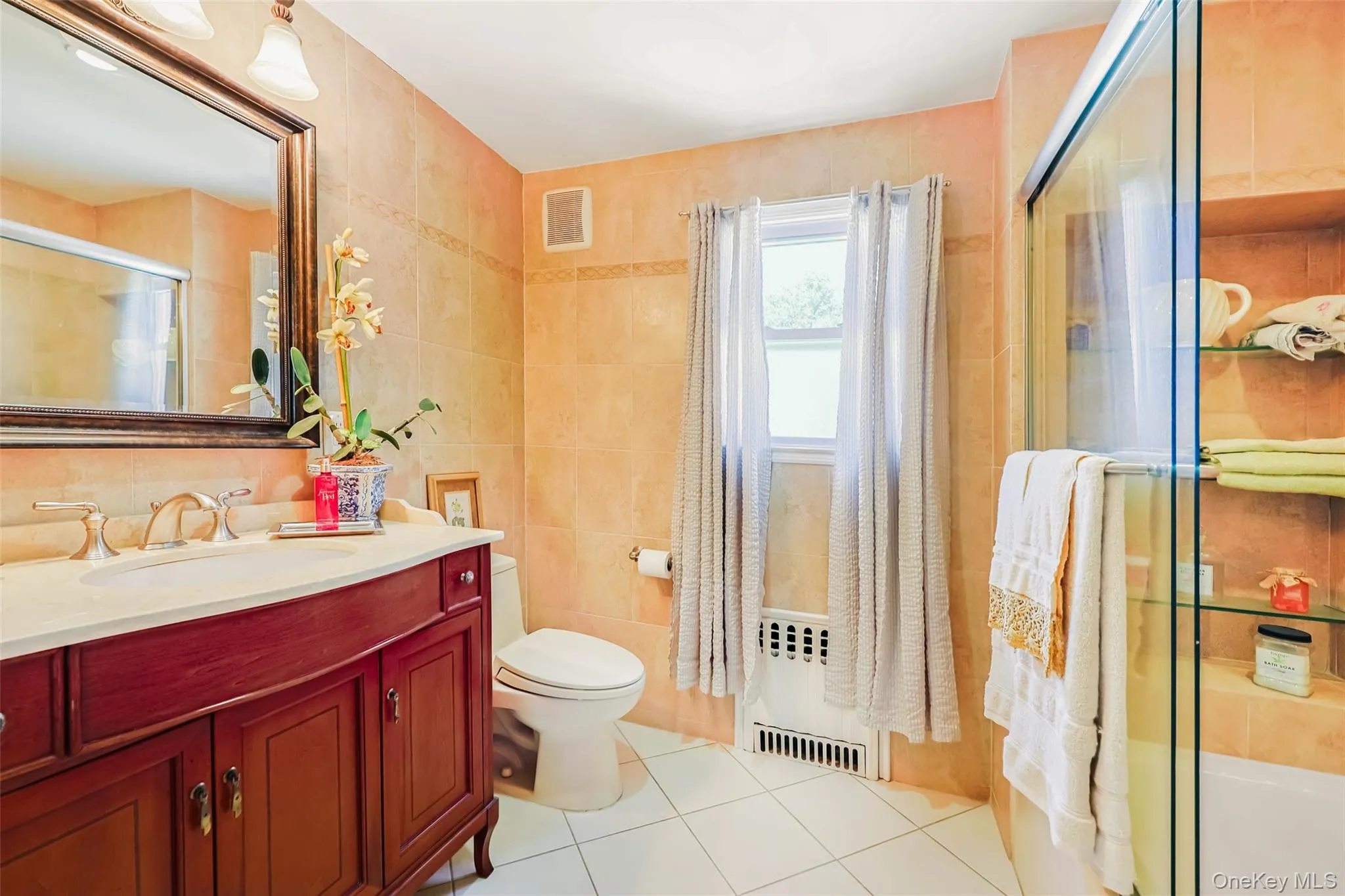 42 Beechwood Lane, North Hempstead, NY, 3 Bedrooms Bedrooms, 5 Rooms Rooms,2 BathroomsBathrooms,Residential,For Rent,Beechwood,0,1010762 42 Beechwood Lane, North Hempstead, NY, 3 Bedrooms Bedrooms, 5 Rooms Rooms,2 BathroomsBathrooms,Residential,For Rent,Beechwood,0,1010762