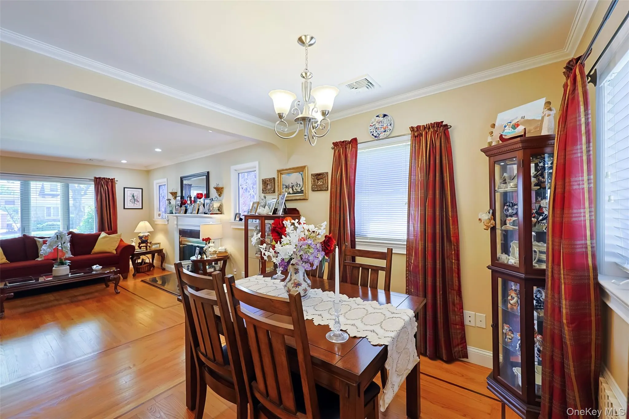 42 Beechwood Lane, North Hempstead, NY, 3 Bedrooms Bedrooms, 5 Rooms Rooms,2 BathroomsBathrooms,Residential,For Rent,Beechwood,0,1010762 42 Beechwood Lane, North Hempstead, NY, 3 Bedrooms Bedrooms, 5 Rooms Rooms,2 BathroomsBathrooms,Residential,For Rent,Beechwood,0,1010762
