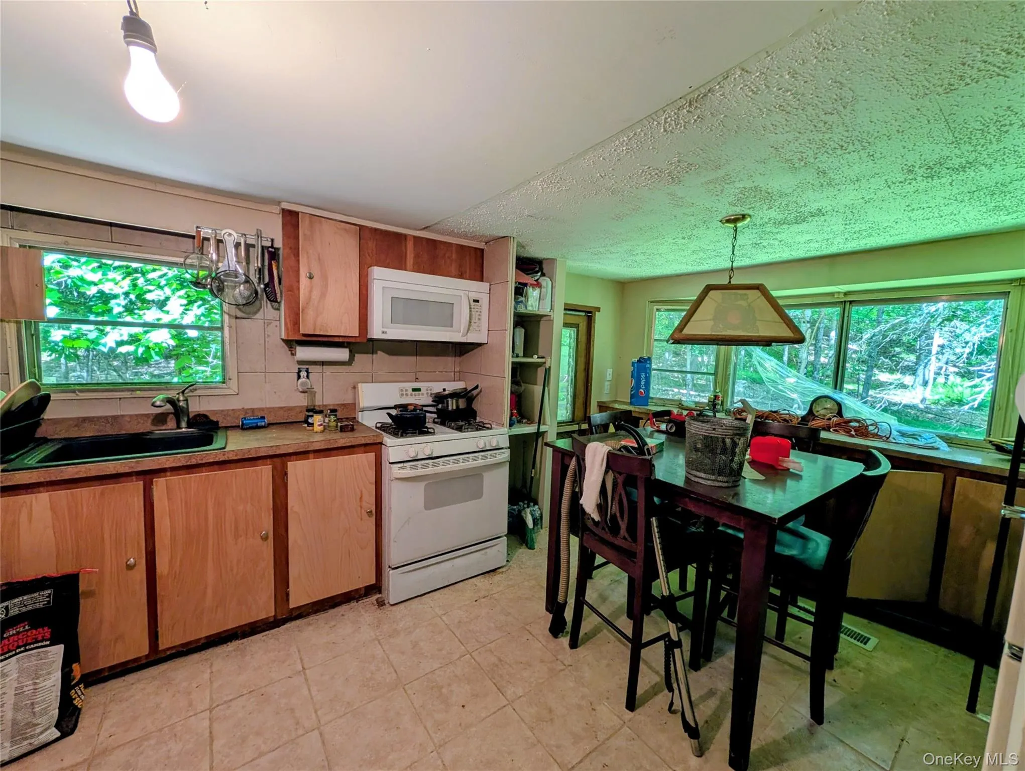 0 State Route 97, Tusten, NY, 2 Bedrooms Bedrooms, 5 Rooms Rooms,1 BathroomBathrooms,Residential,For Rent,State Route 97,0,1010764 0 State Route 97, Tusten, NY, 2 Bedrooms Bedrooms, 5 Rooms Rooms,1 BathroomBathrooms,Residential,For Rent,State Route 97,0,1010764