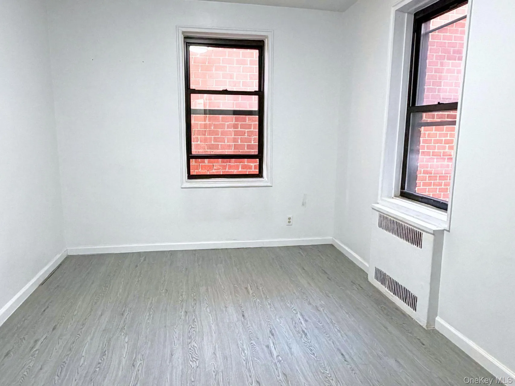 4035 Ithaca Street, New York, NY, 2 Bedrooms Bedrooms, 5 Rooms Rooms,1 BathroomBathrooms,Residential,For Rent,Ithaca,0,1010770 4035 Ithaca Street, New York, NY, 2 Bedrooms Bedrooms, 5 Rooms Rooms,1 BathroomBathrooms,Residential,For Rent,Ithaca,0,1010770