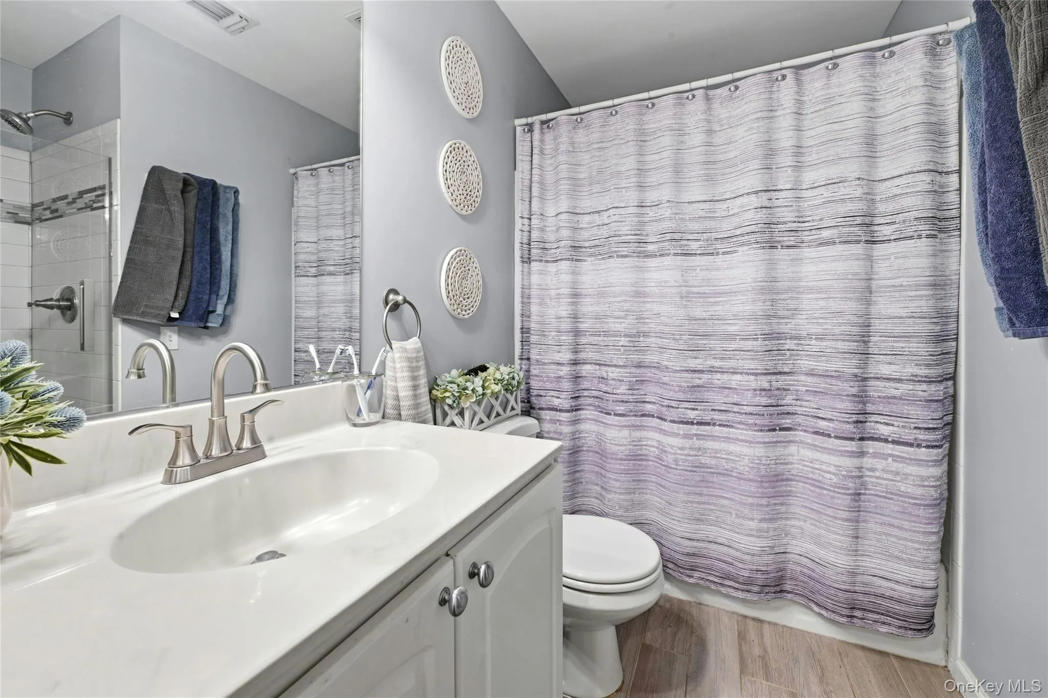 Bathtub and Shower Bathtub and Shower